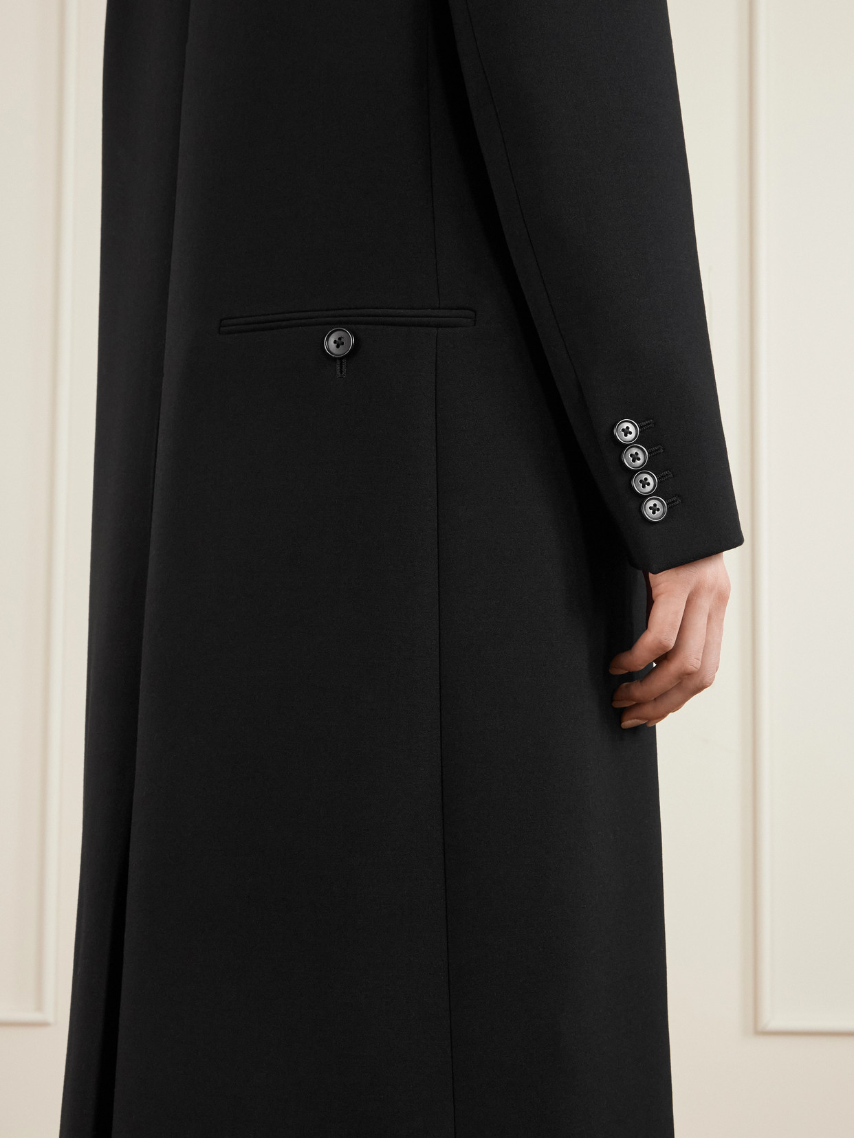 Nevena Coat