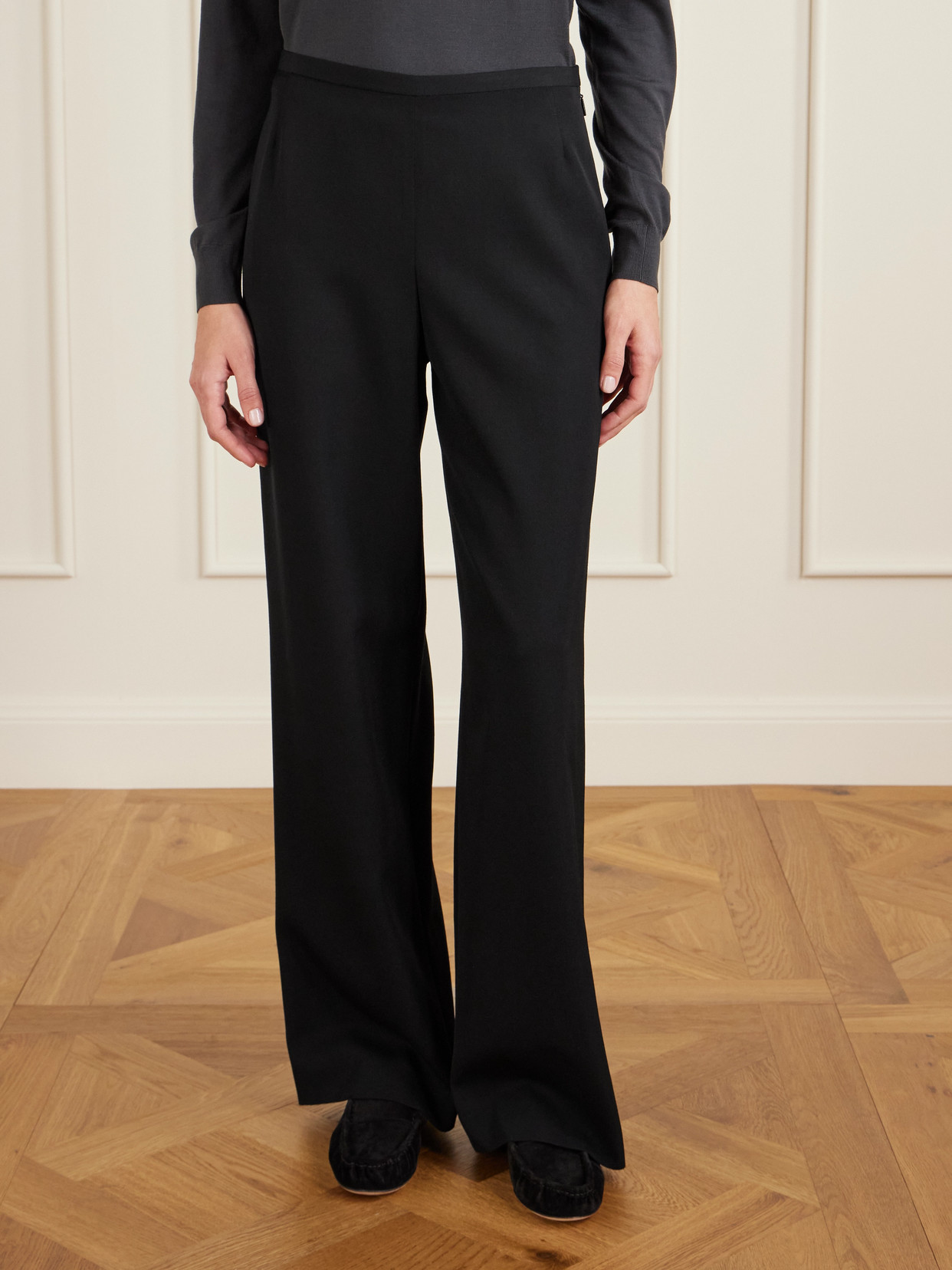 The Row Roger Wool-crepe Wide-leg Pants In Black