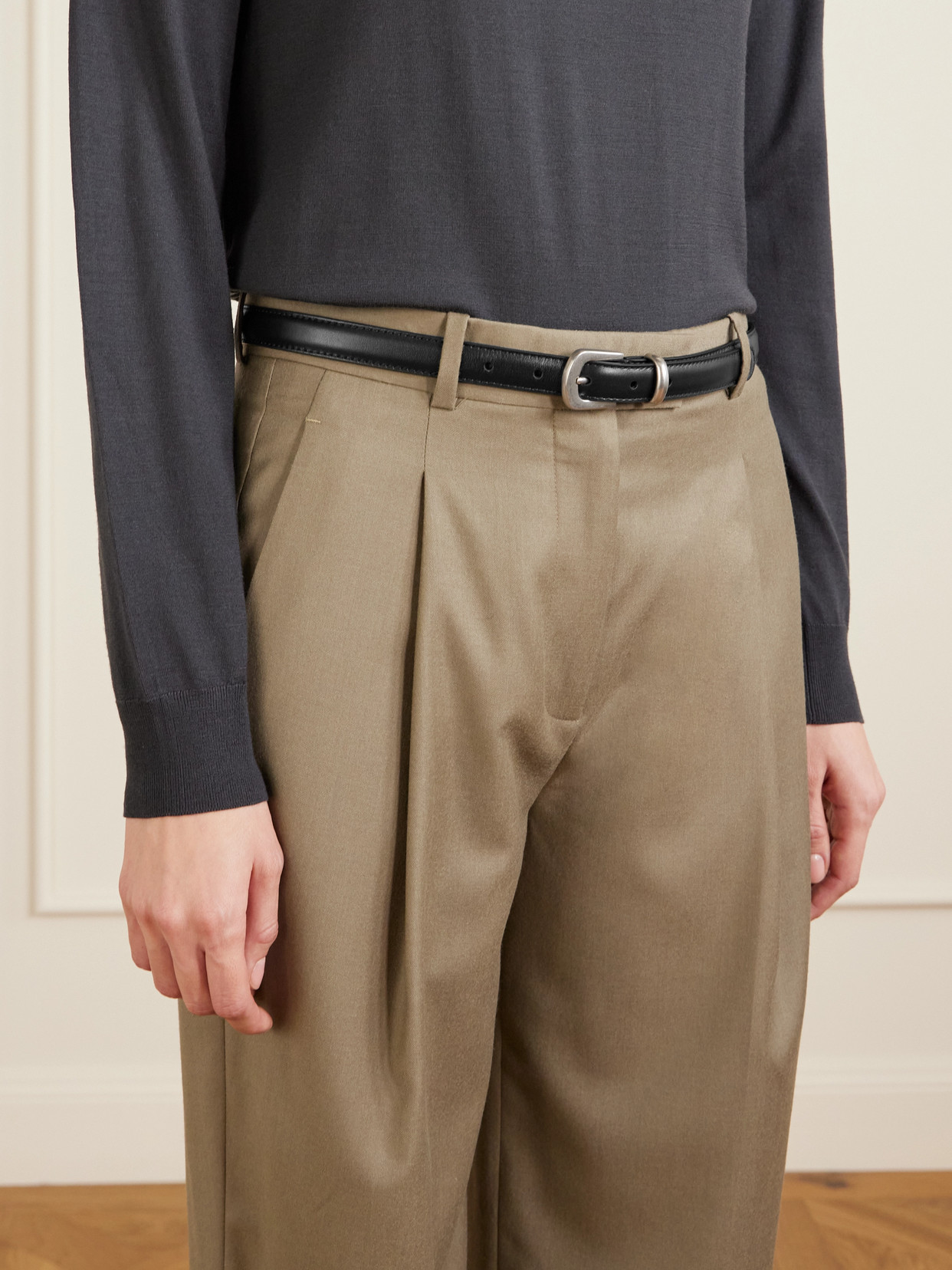 The Row Leather Belt In Black