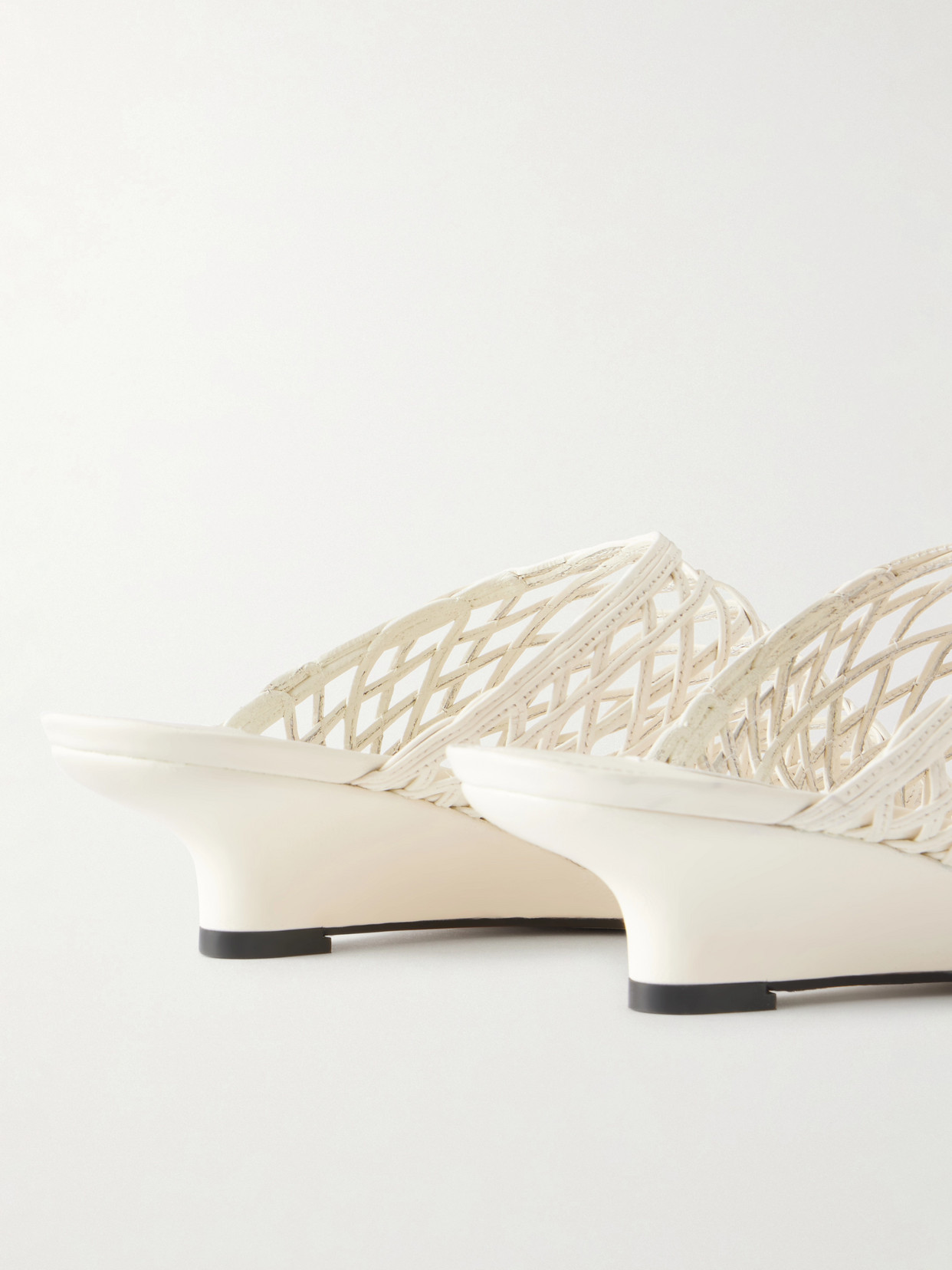 Woven Wedge