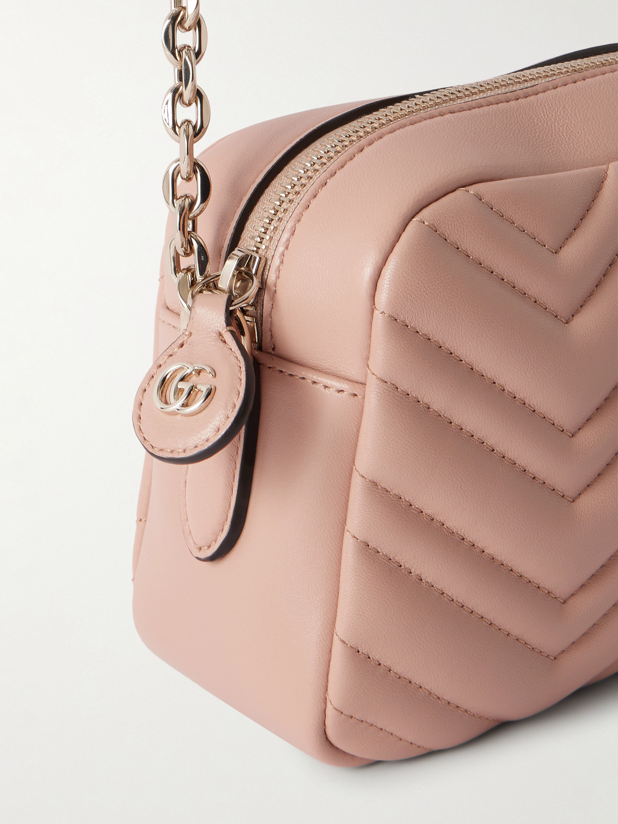 GG Marmont Quilted Shoulder Bag