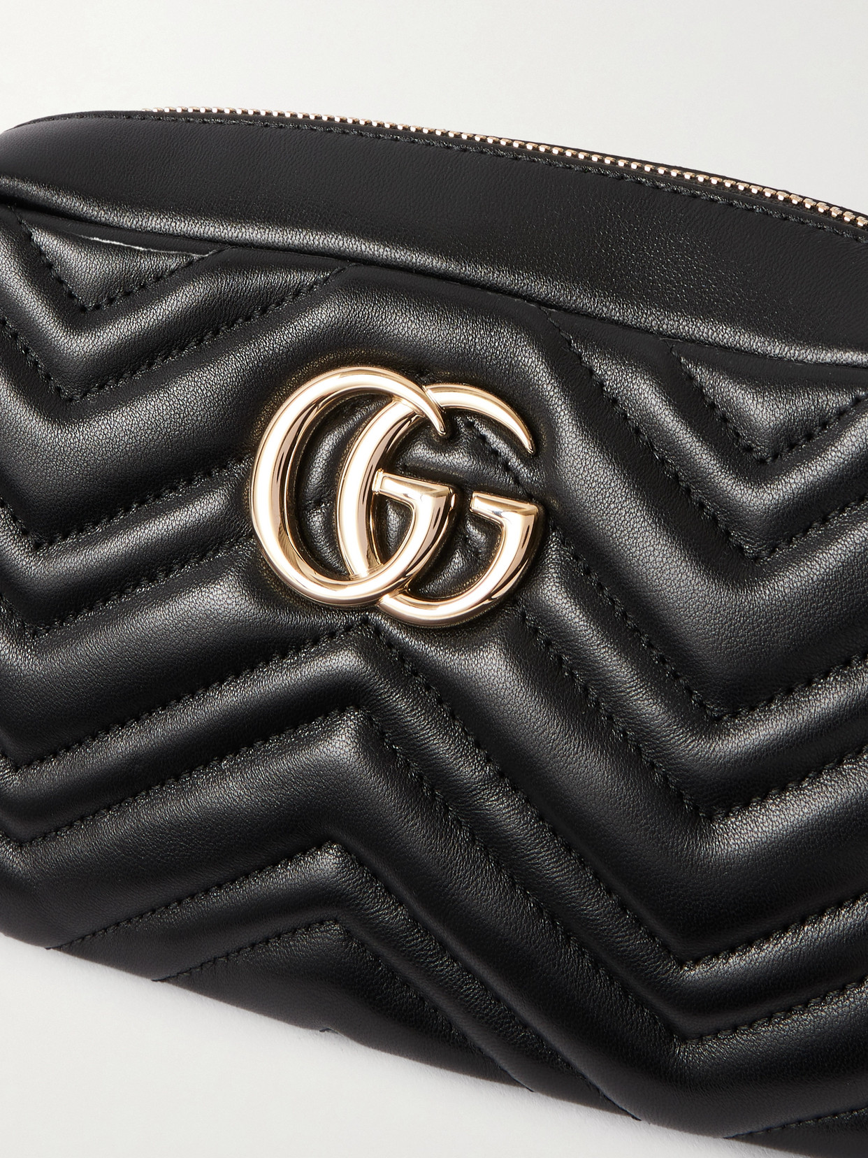 GG Marmont Quilted Shoulder Bag