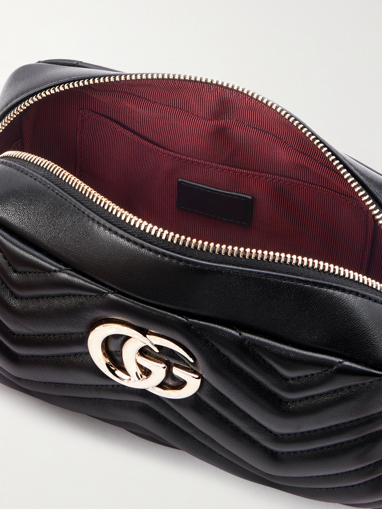 GG Marmont Quilted Shoulder Bag