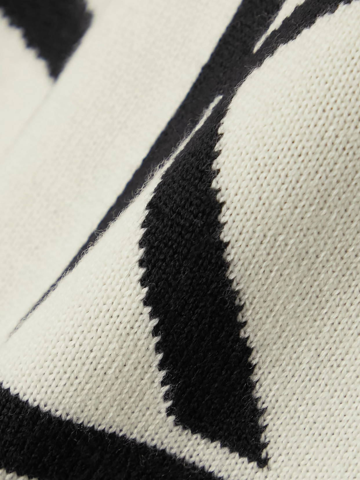 Perfect Moment Schild Intarsia Merino Wool Turtleneck Sweater In Brown