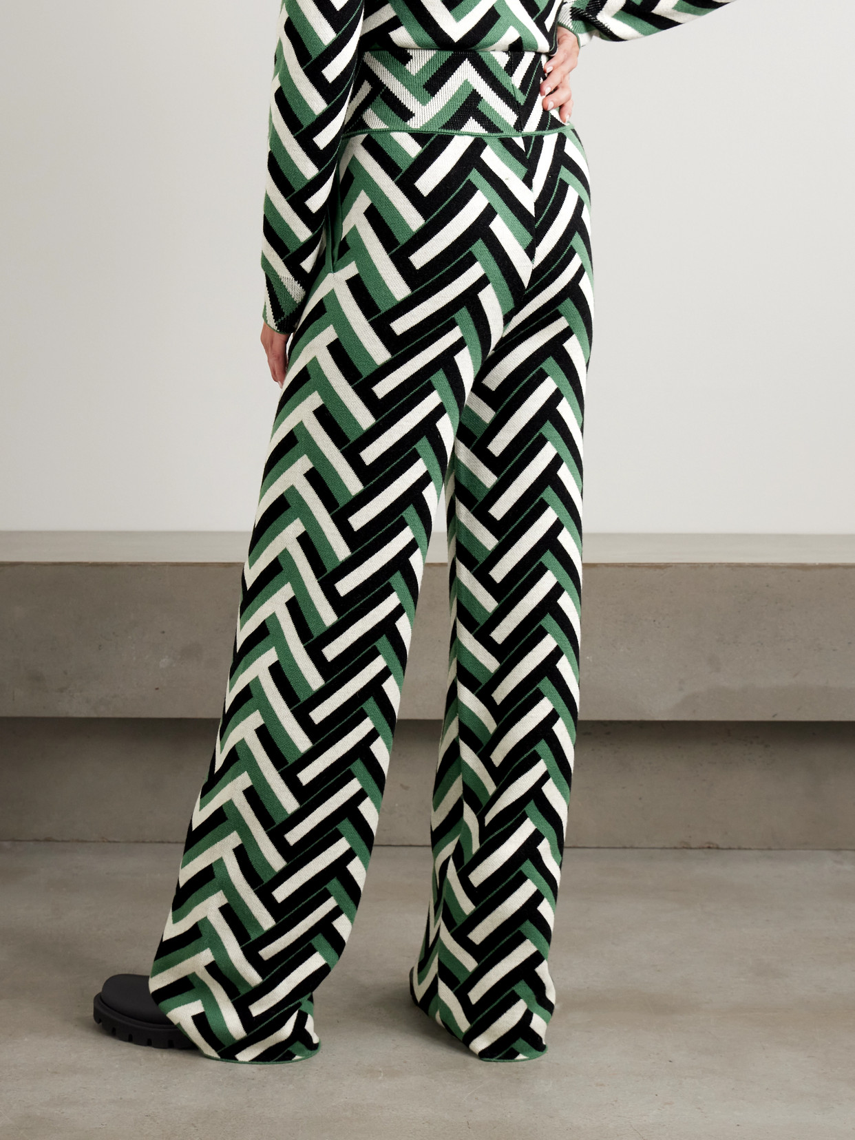 Perfect Moment Chalet Merino Wool Knitted Pant Xl In Multi