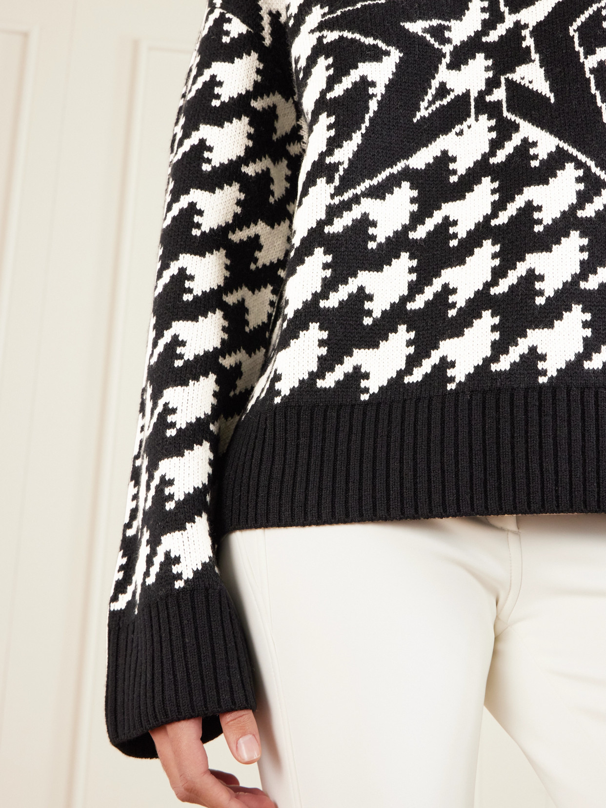 Perfect Moment Oversized Houndstooth Merino Wool Turtleneck Sweater In White
