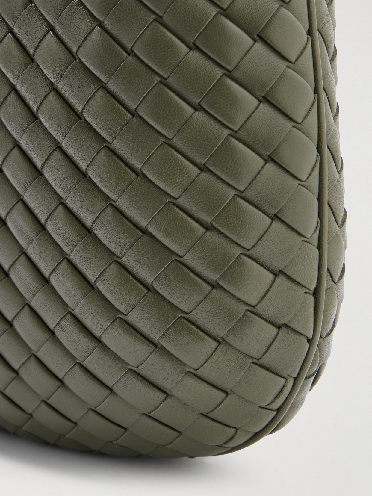 Bottega Veneta Intrecciato Leather Tote In Green