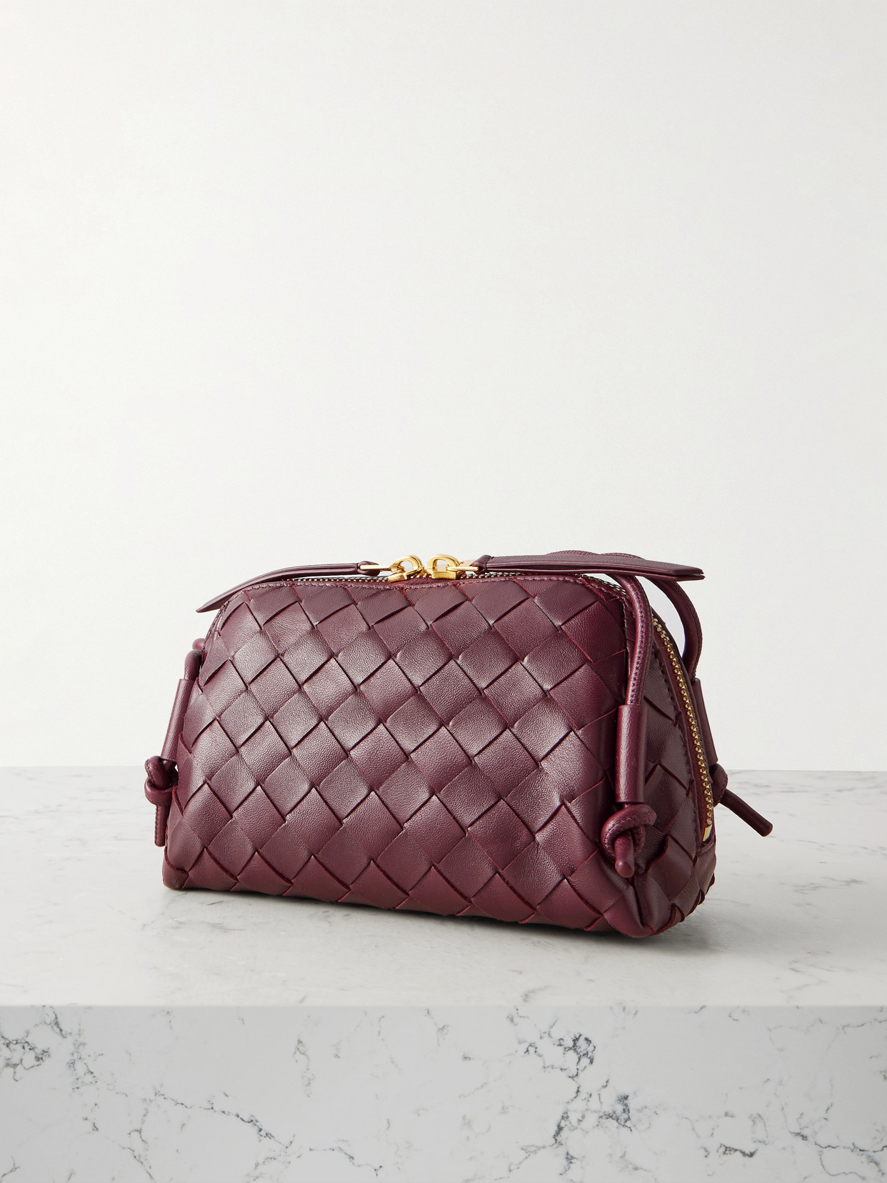 Bottega Veneta Concert Pouch Intrecciato Leather Shoulder Bag In Burgundy