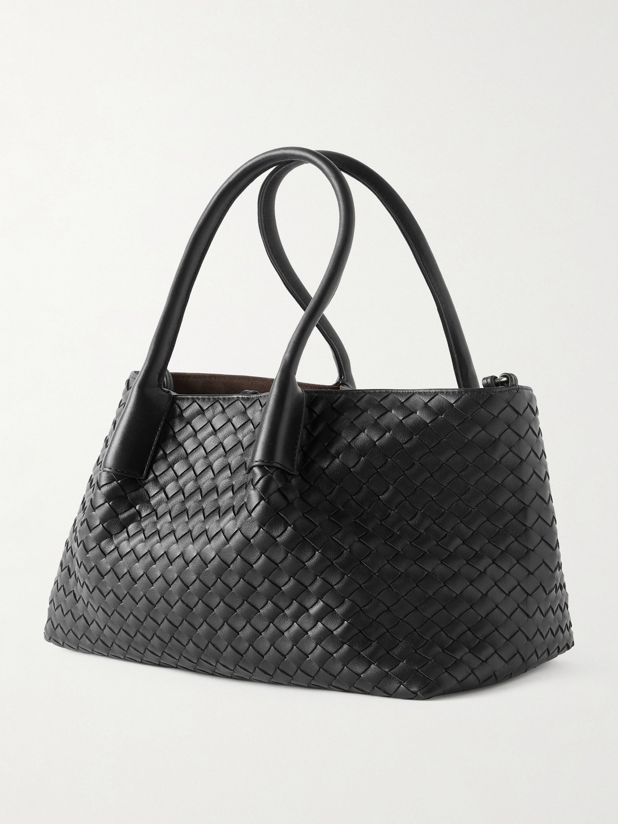 Bottega Veneta Pinacoteca Small Intrecciato Leather Tote In Black