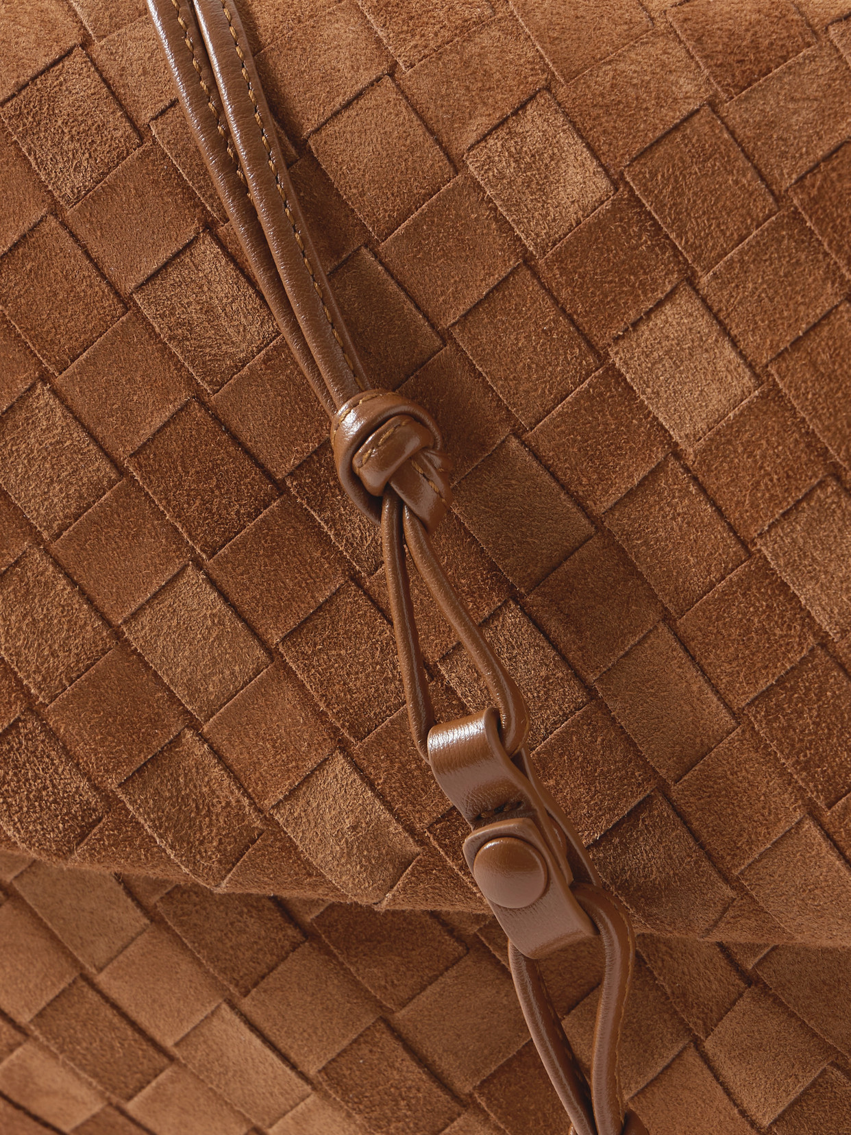 Bottega Veneta Intrecciato Suede Clutch In Brown