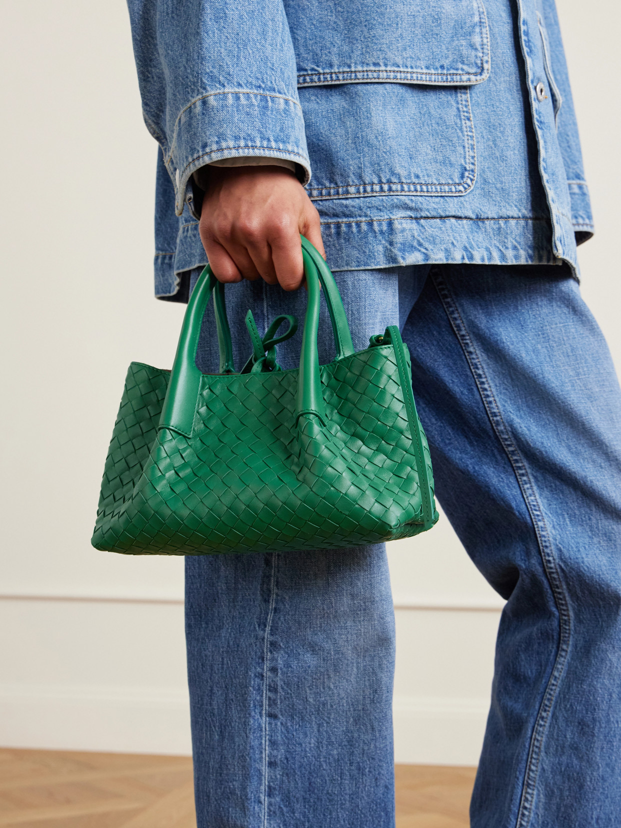 Pinacoteca Small Intrecciato Leather Tote