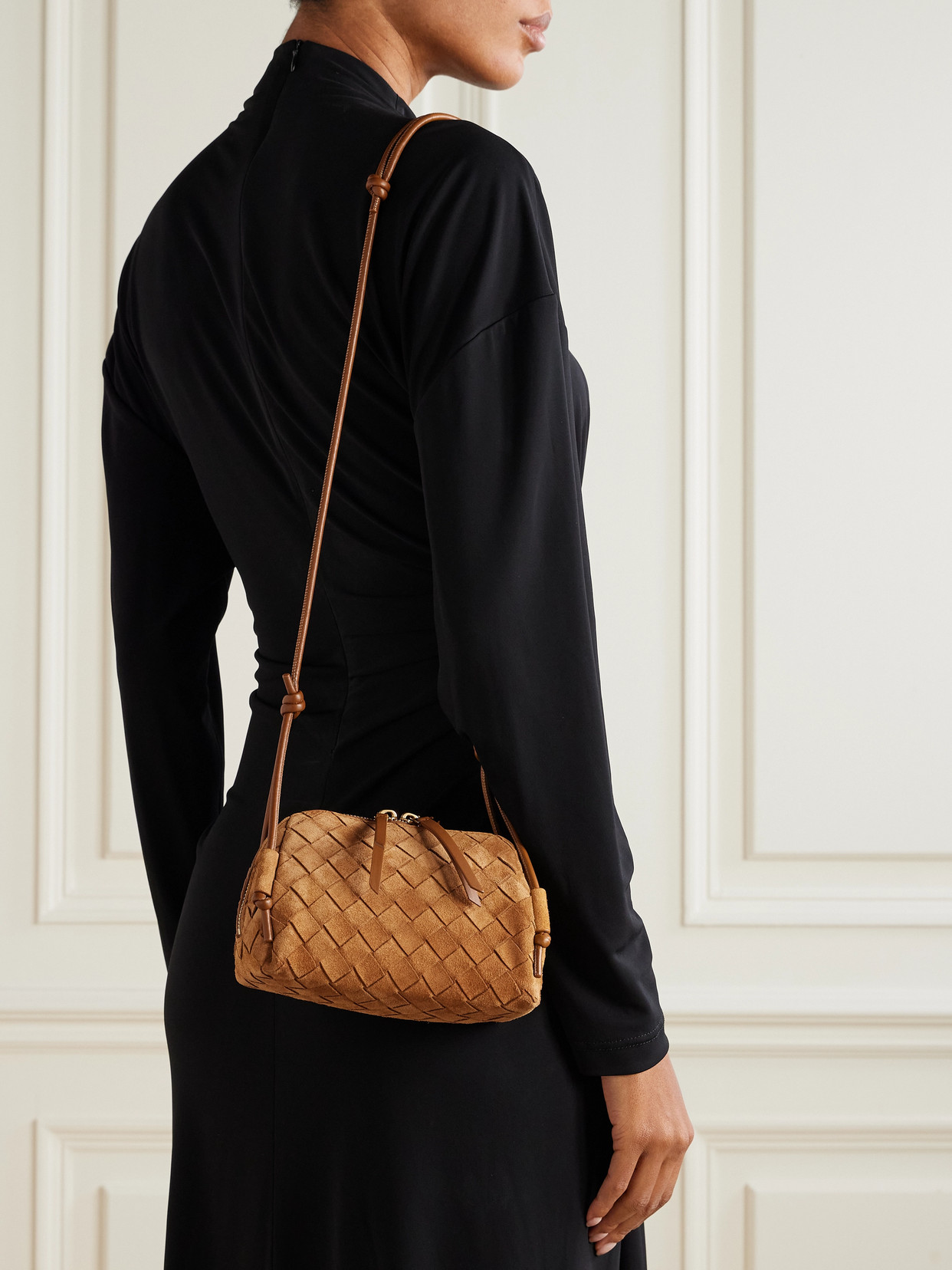 Bottega Veneta Concert Pouch Intrecciato Suede Shoulder Bag In Brown