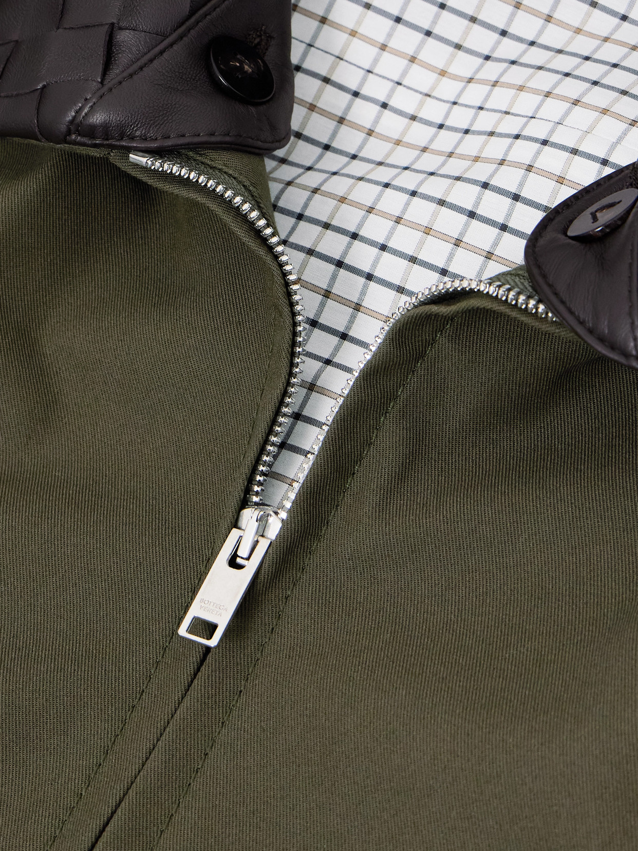 Bottega Veneta Intrecciato Leather-trimmed Cotton-twill Jacket In Green