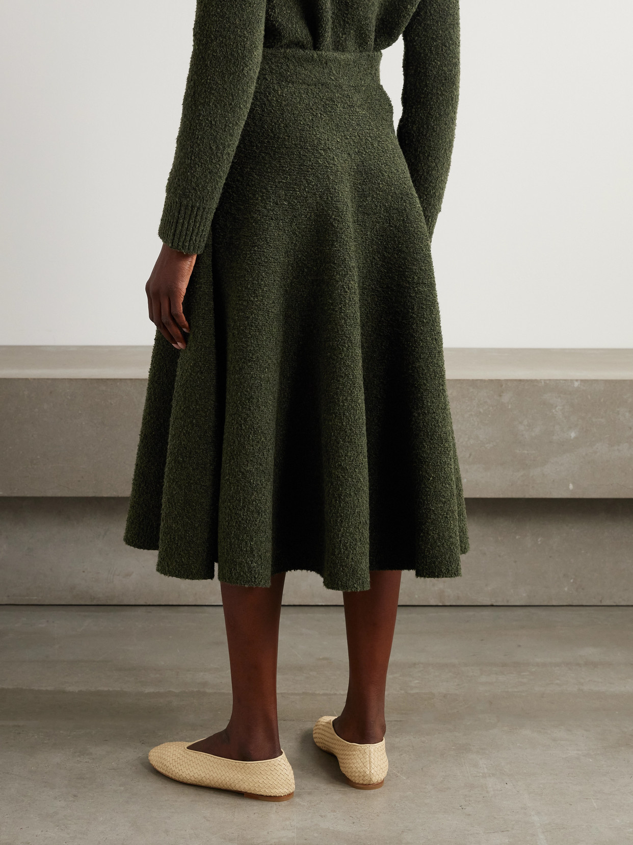Bottega Veneta Wool-blend Bouclé Midi Skirt In Green