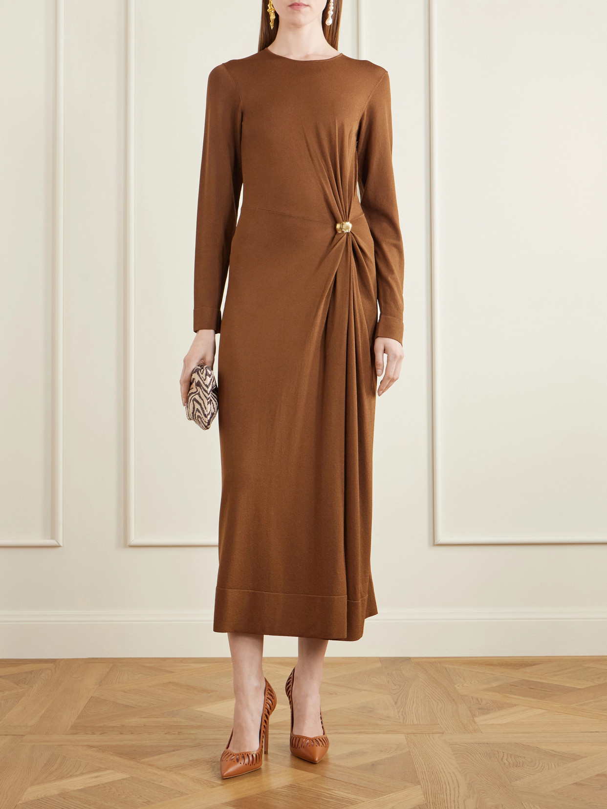 Gisele 105 Cut-Out Pumps