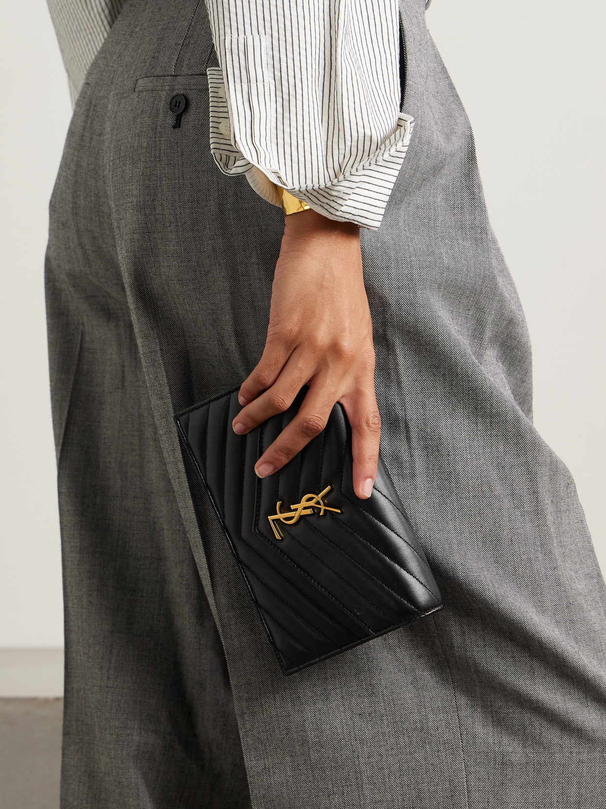 Saint Laurent Cassandre Envelope Leather Wallet On Chain In Black