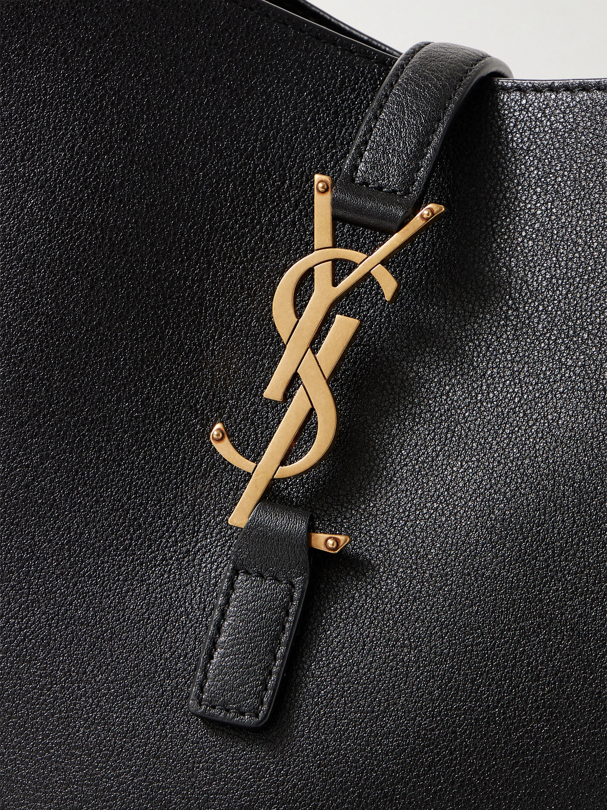 Saint Laurent Le 5 À 7 Leather Shoulder Bag In Black