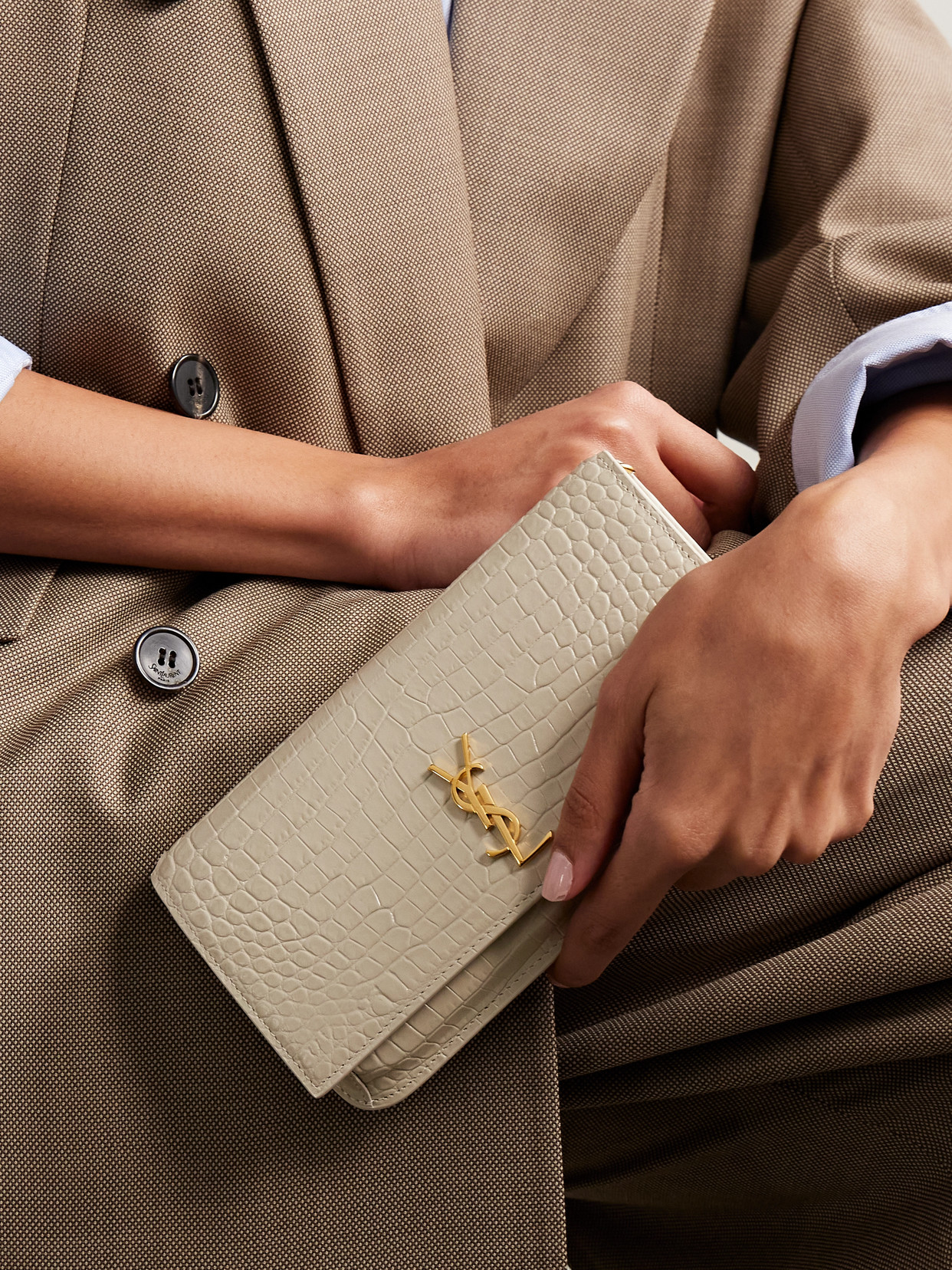 Saint Laurent Croc-effect Leather Phone Case In Neutral