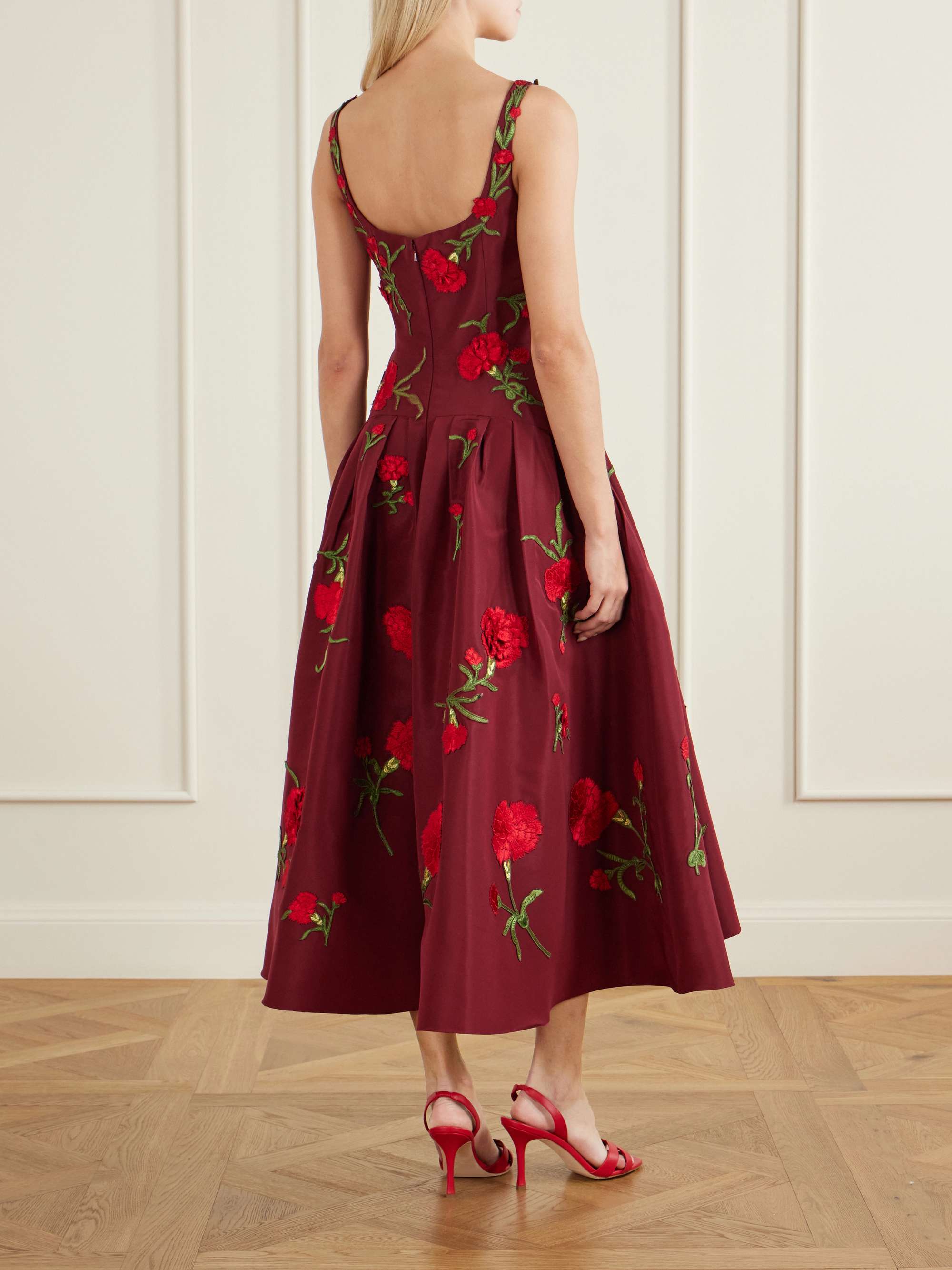 CAROLINA HERRERA 