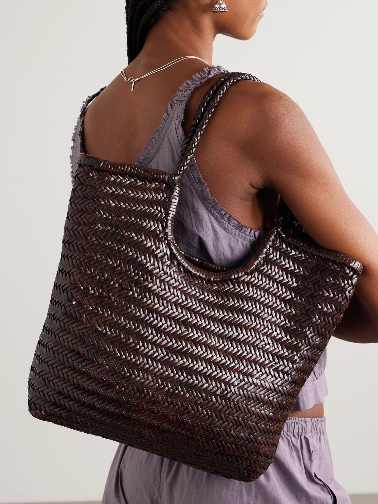 Ns Diagonal Triple Jump Woven Leather Tote