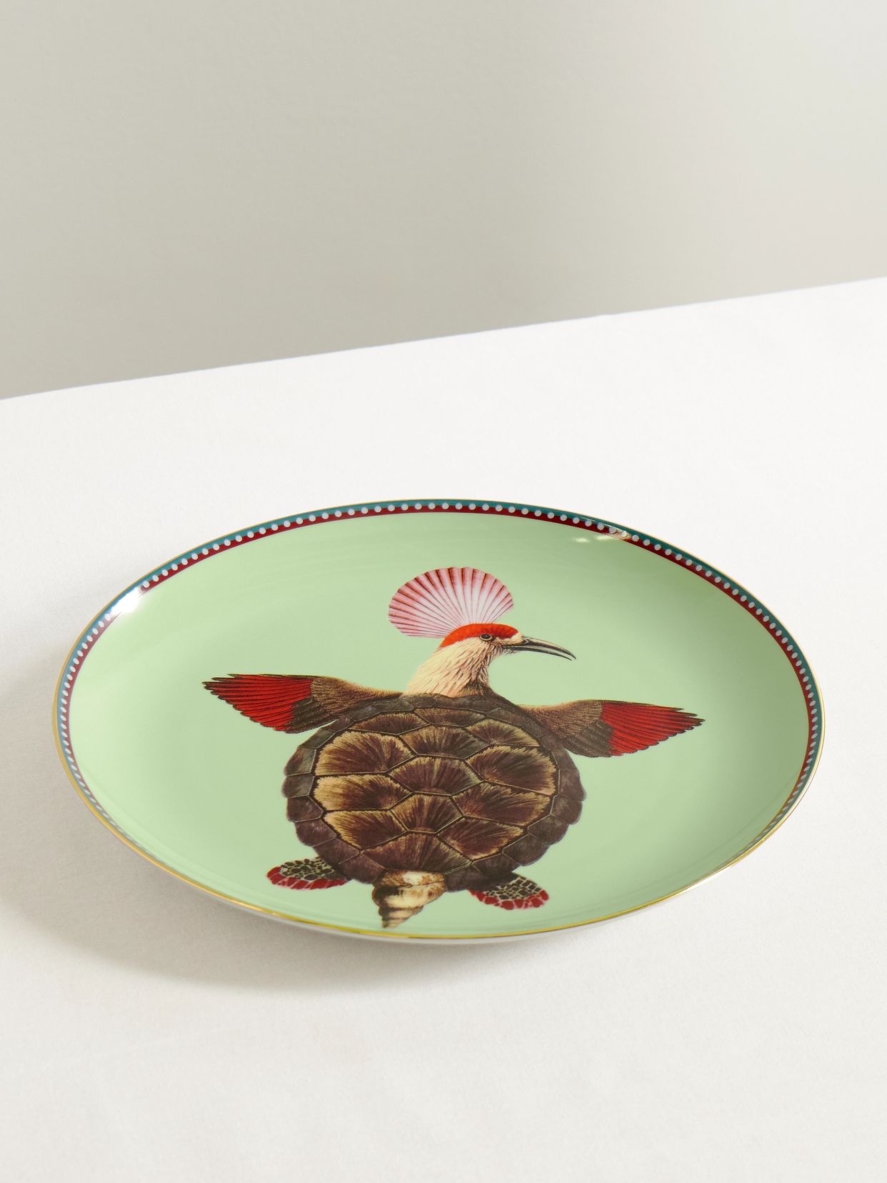 + Beto Val gold-plated porcelain plate