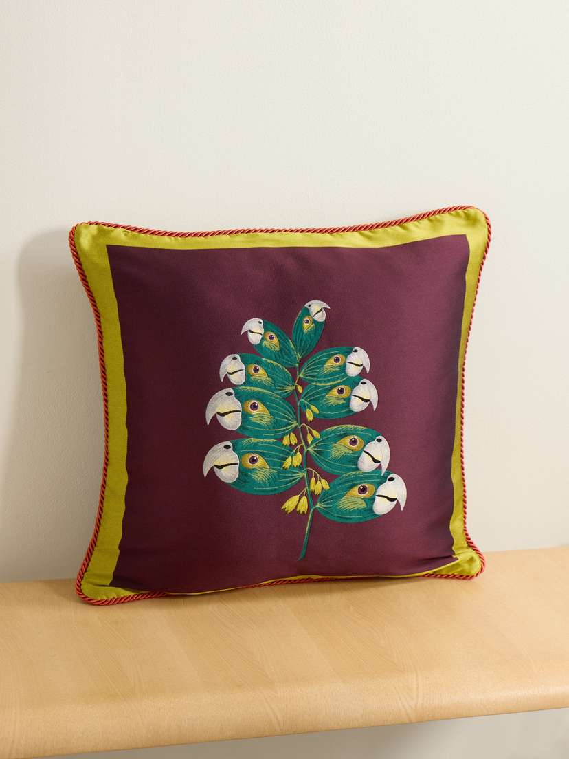 La DoubleJ + Beto Val Tasseled Satin-jacquard Cushion