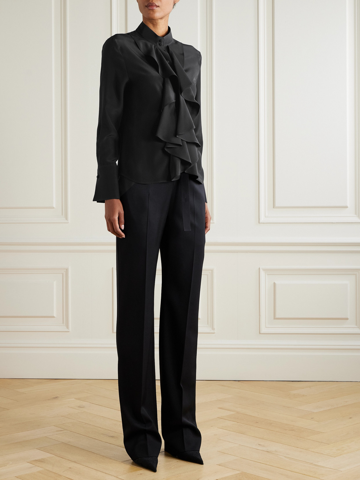 Alexander Mcqueen Satin-trimmed Grain De Poudre Wool Slim-leg Pants In Black