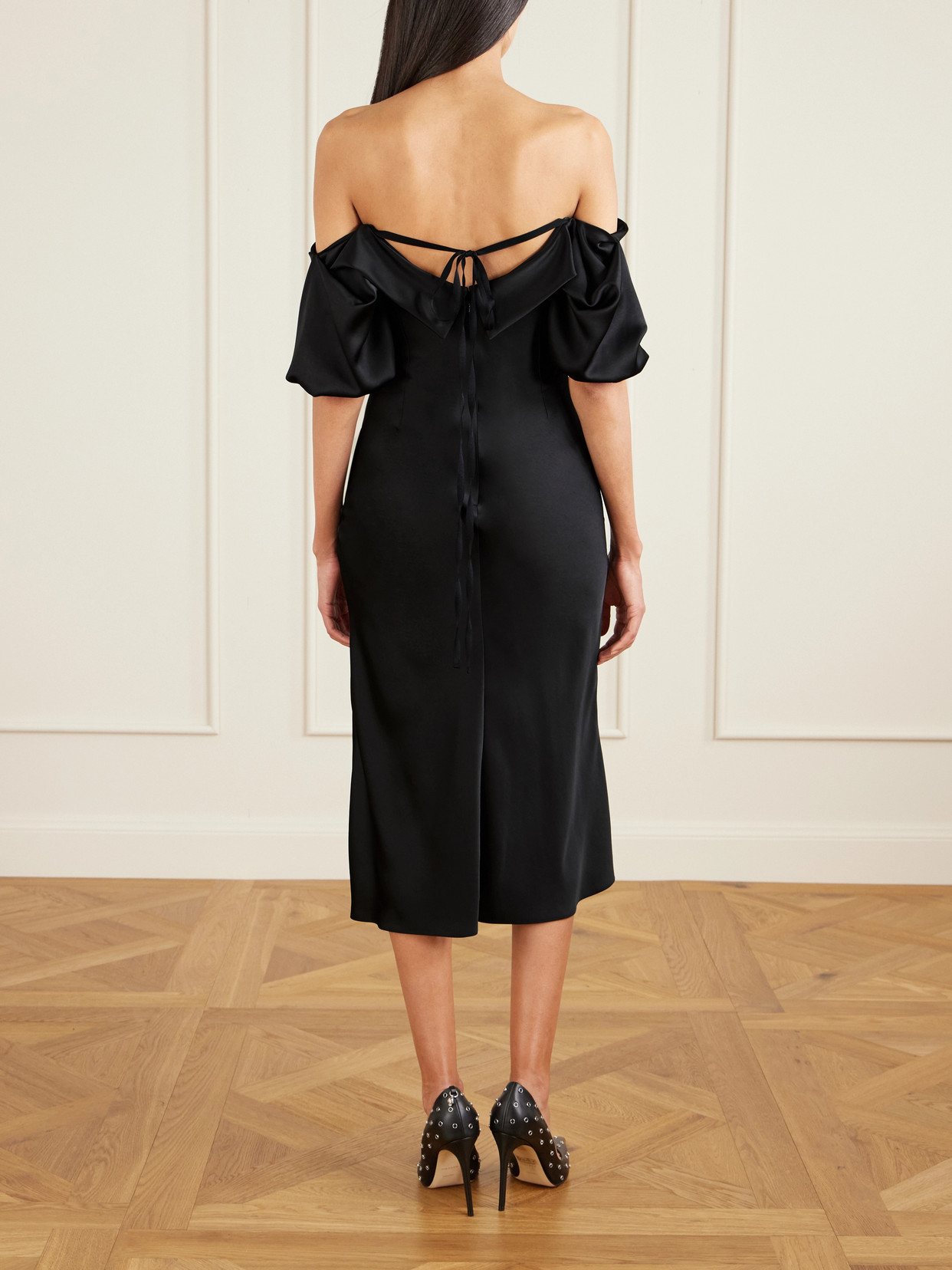 Alexander Mcqueen Off-the-shoulder Draped Satin Midi Dress In Black