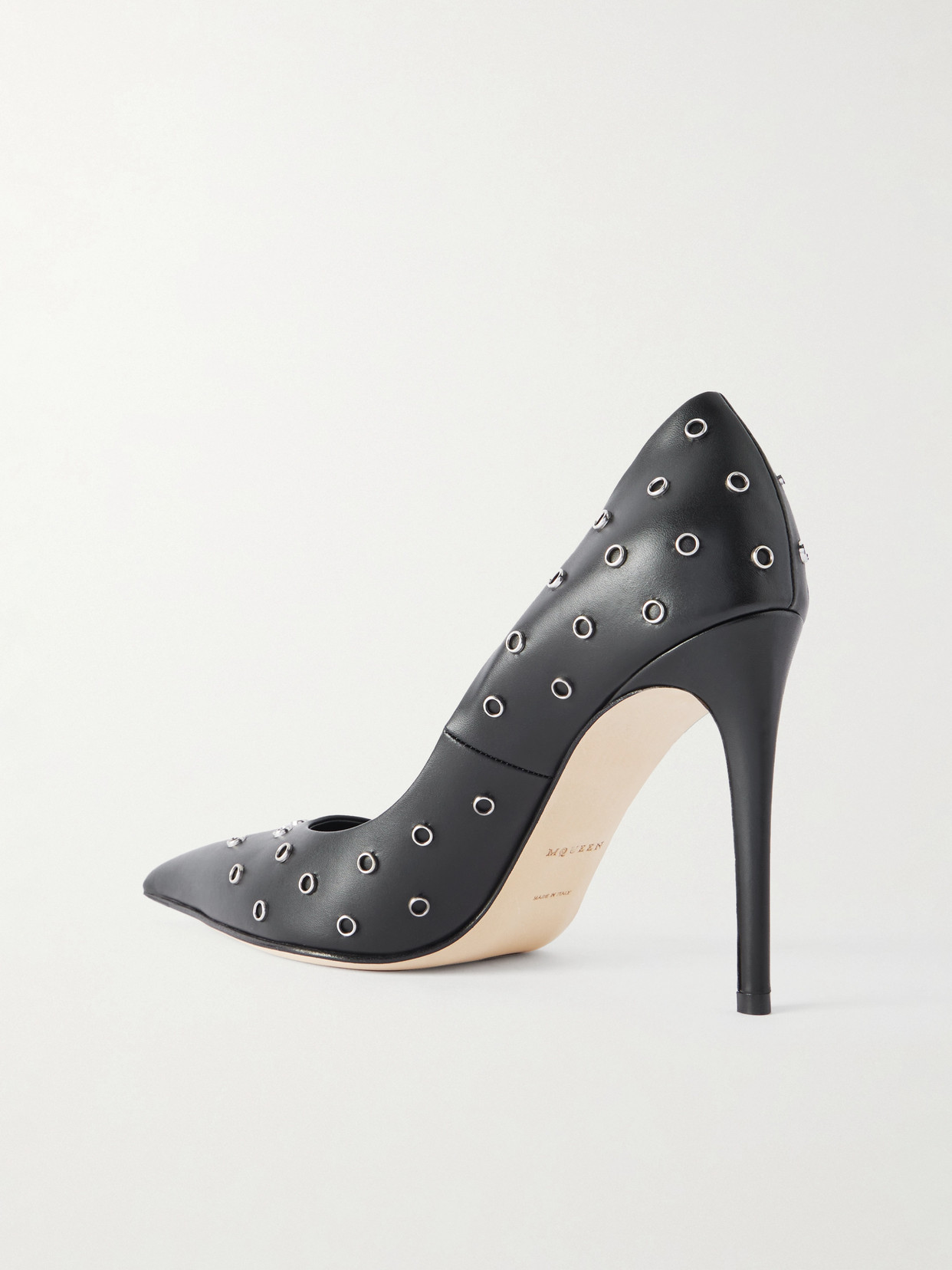 Alexander Mcqueen Mcqueen Grommet Pointed Toe Pump In Black