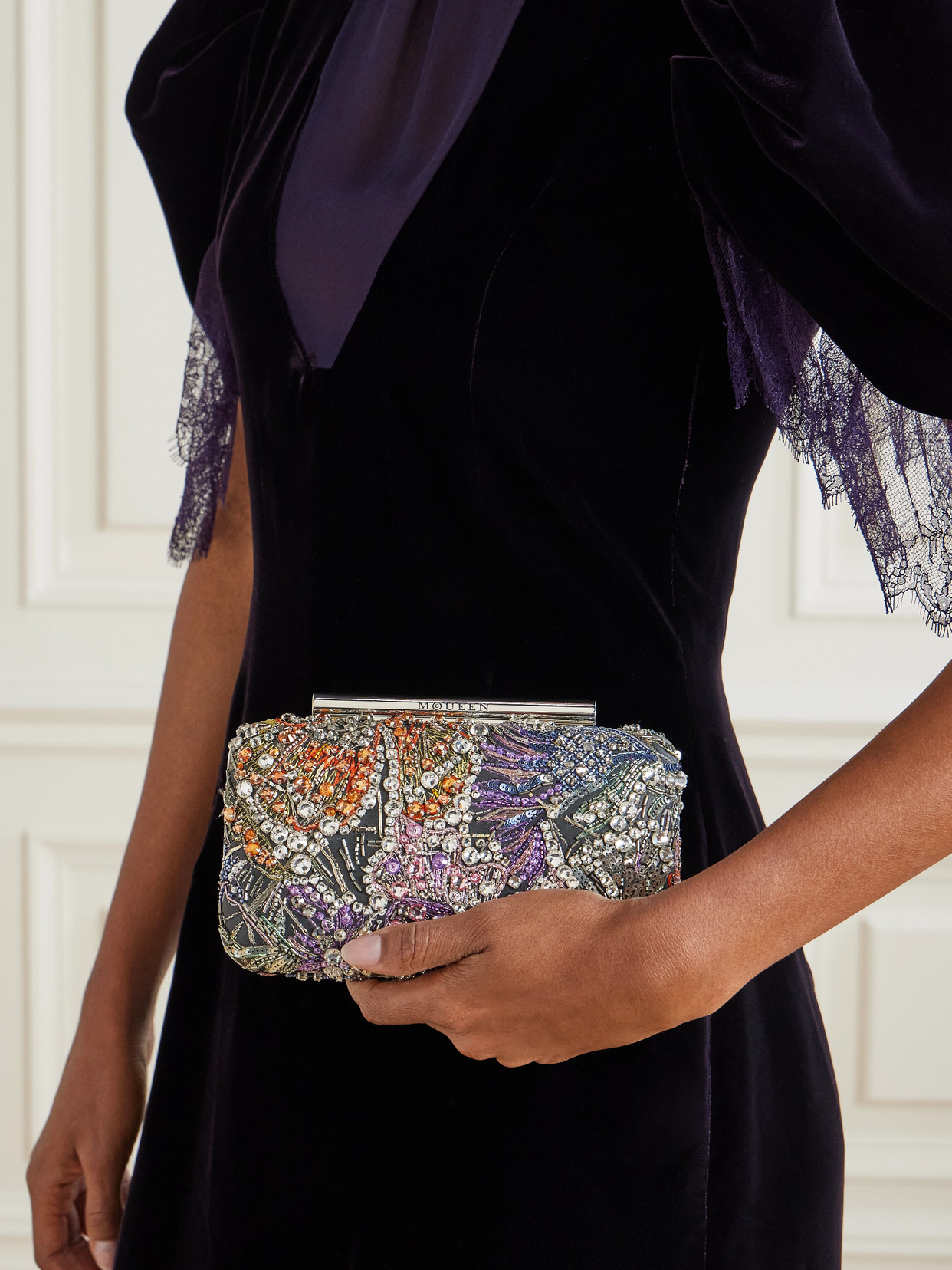 Alexander Mcqueen Embellished Leather Clutch In Red