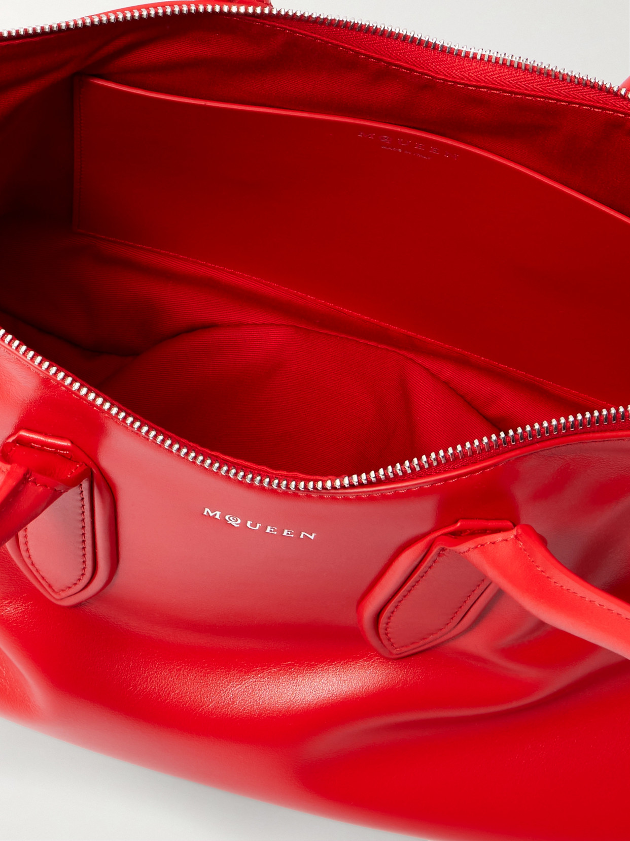 Alexander Mcqueen Manta Leather Shoulder Bag In Red