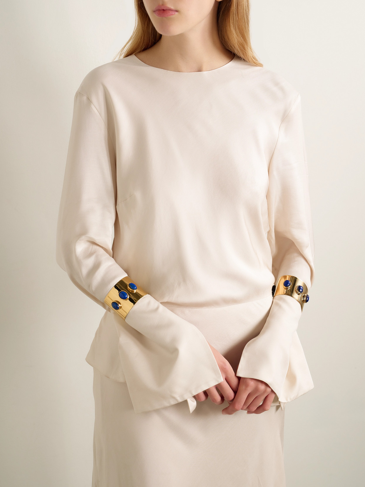 Juju Vera Athena Gold Lapis Lazuli Cuff In Gold