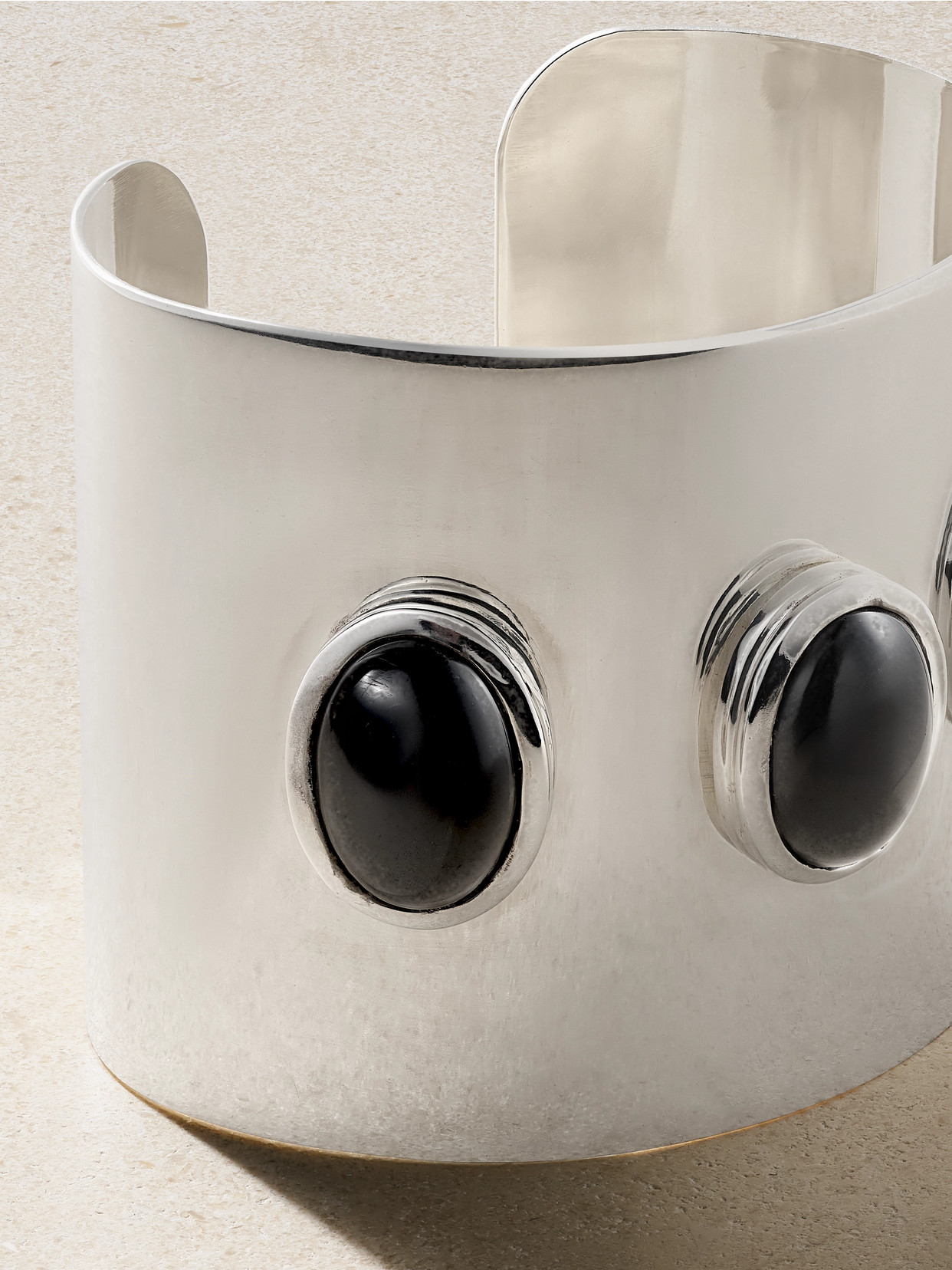 Juju Vera Fiona Silver-tone Onyx Cuff In Silver