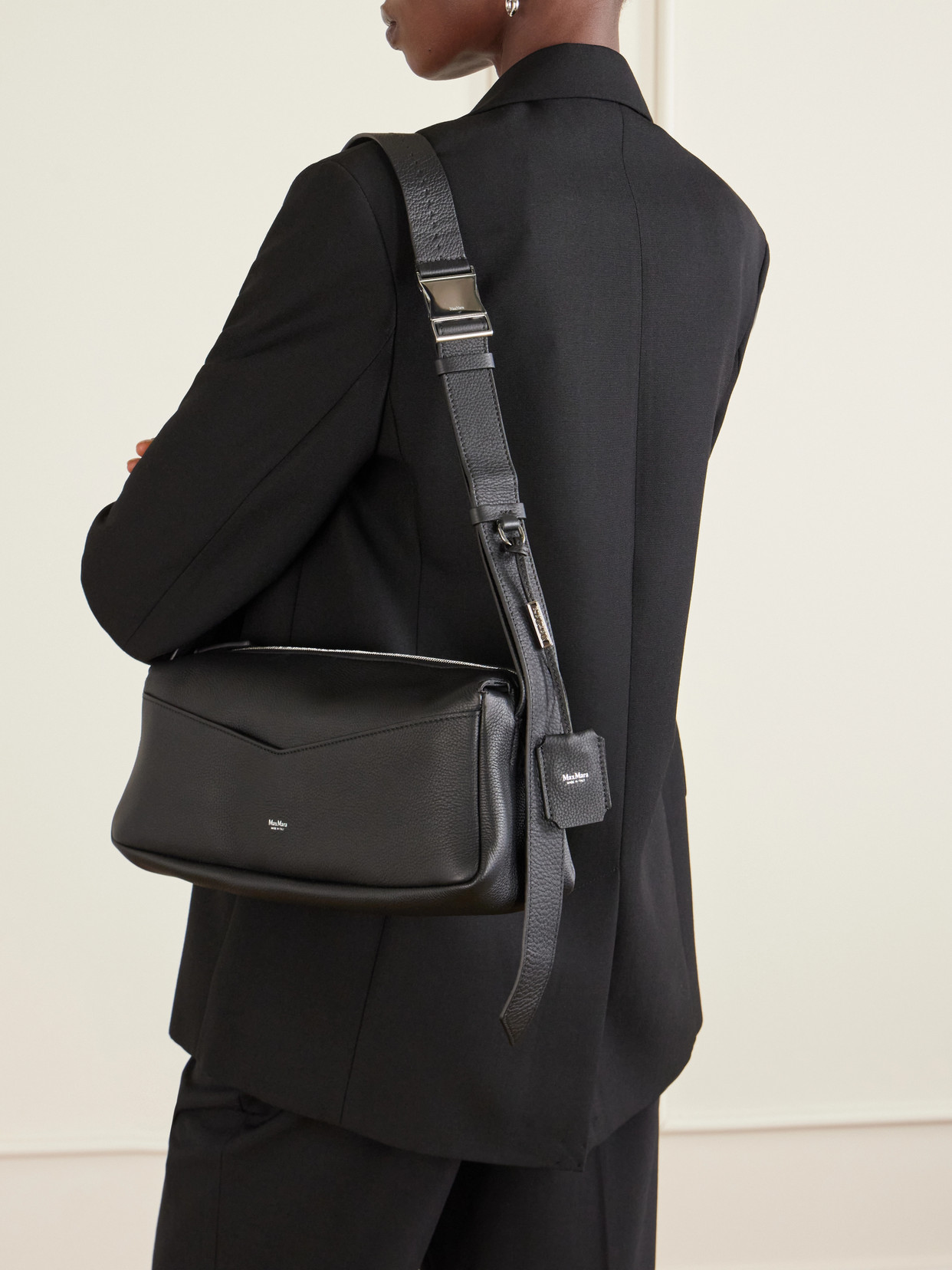 Max Mara Skippers Textured-leather Shoulder Bag In Black