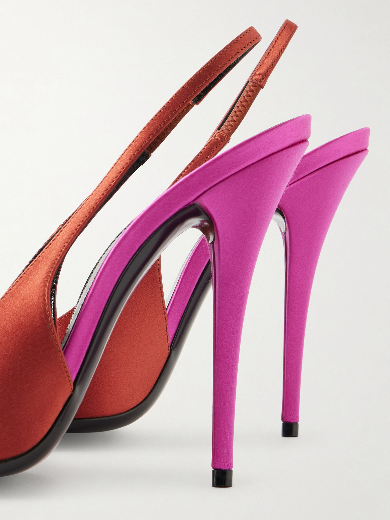 Deroche Slingback