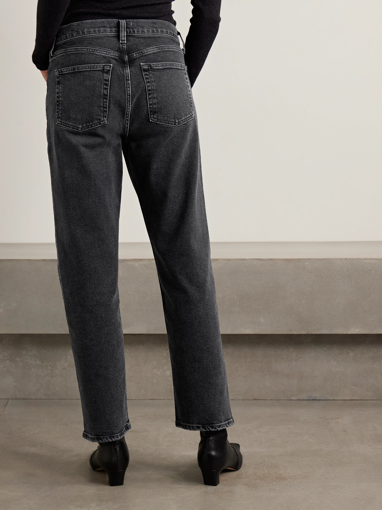 Valen Mid-Rise Straight-Leg Jeans