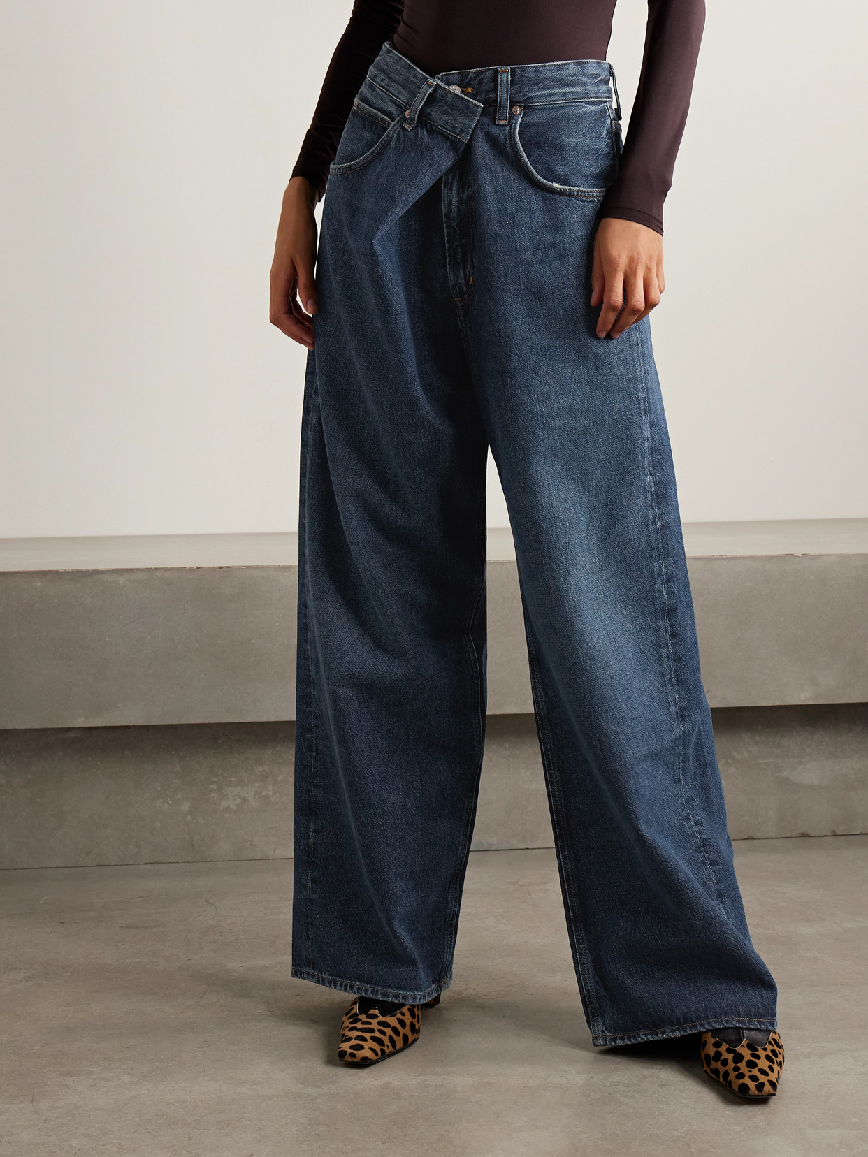 Agolde Vana Draped Low-rise Wide-leg Jeans In Blue