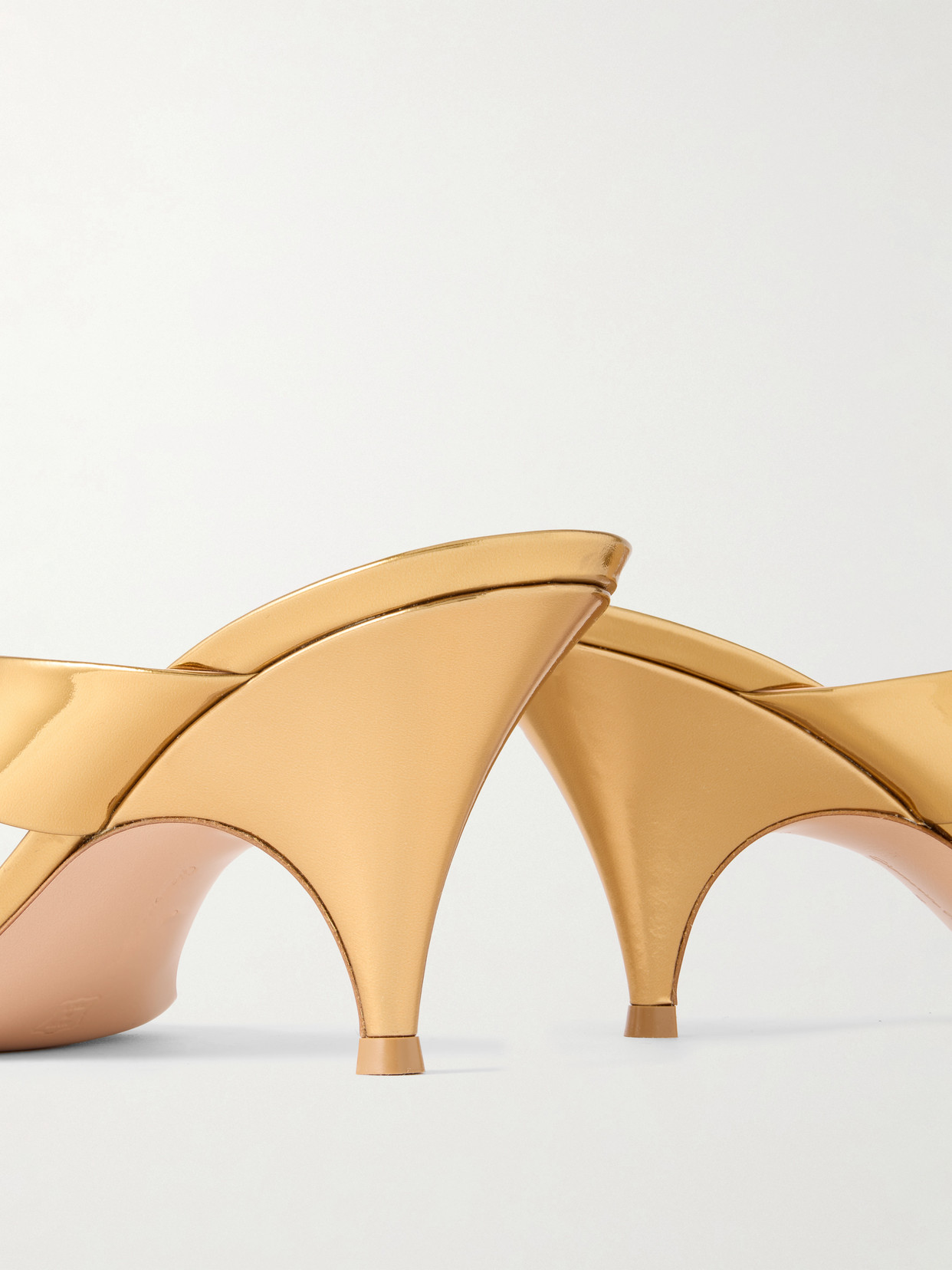 Sofia 70 Mirrored-Leather Thong Sandals