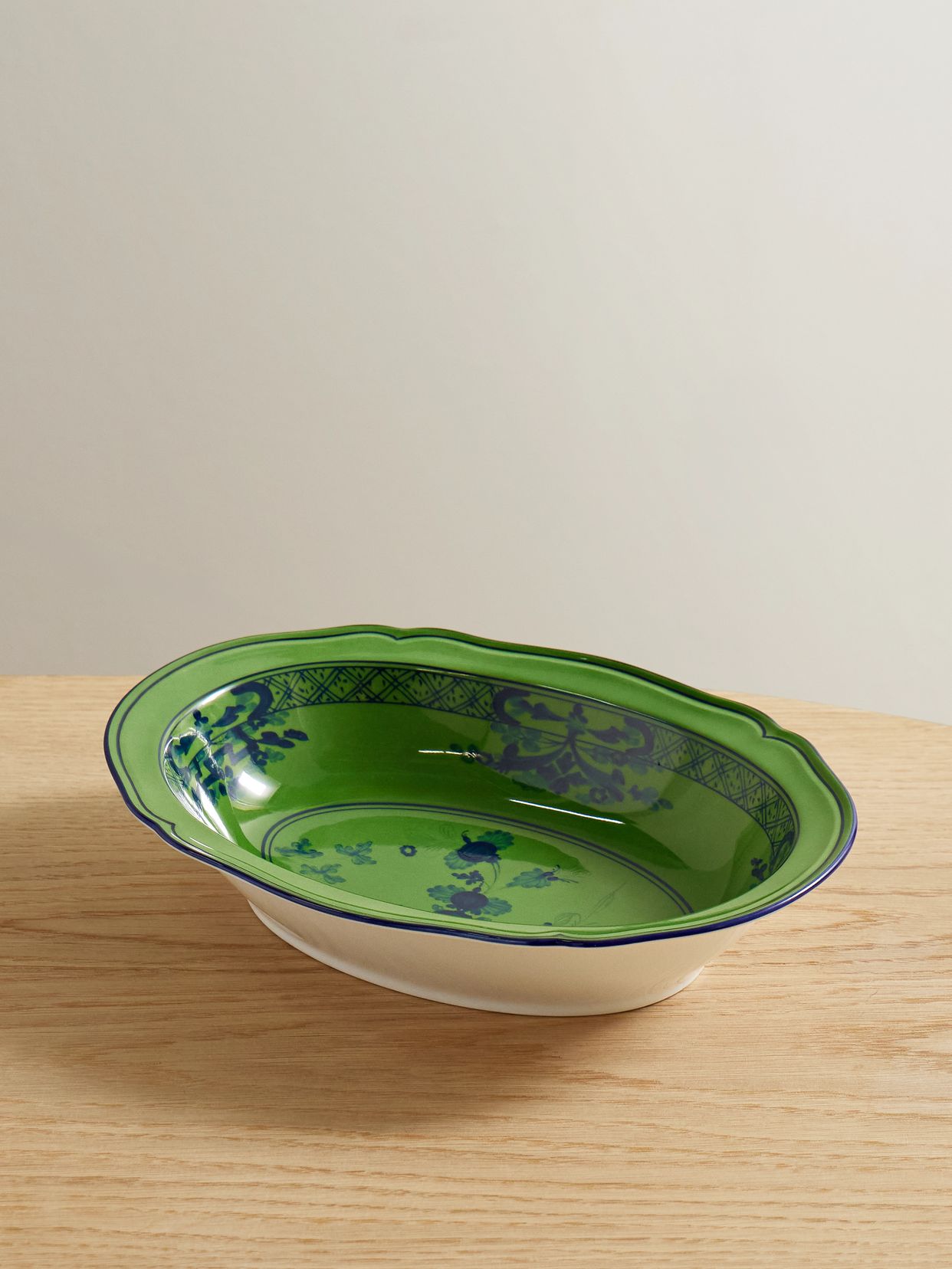 Antico Doccia porcelain bowl