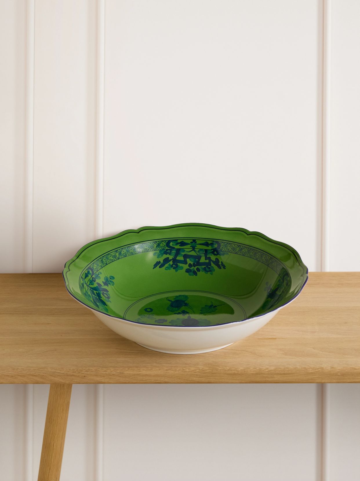 Oriente Italiano serving bowl