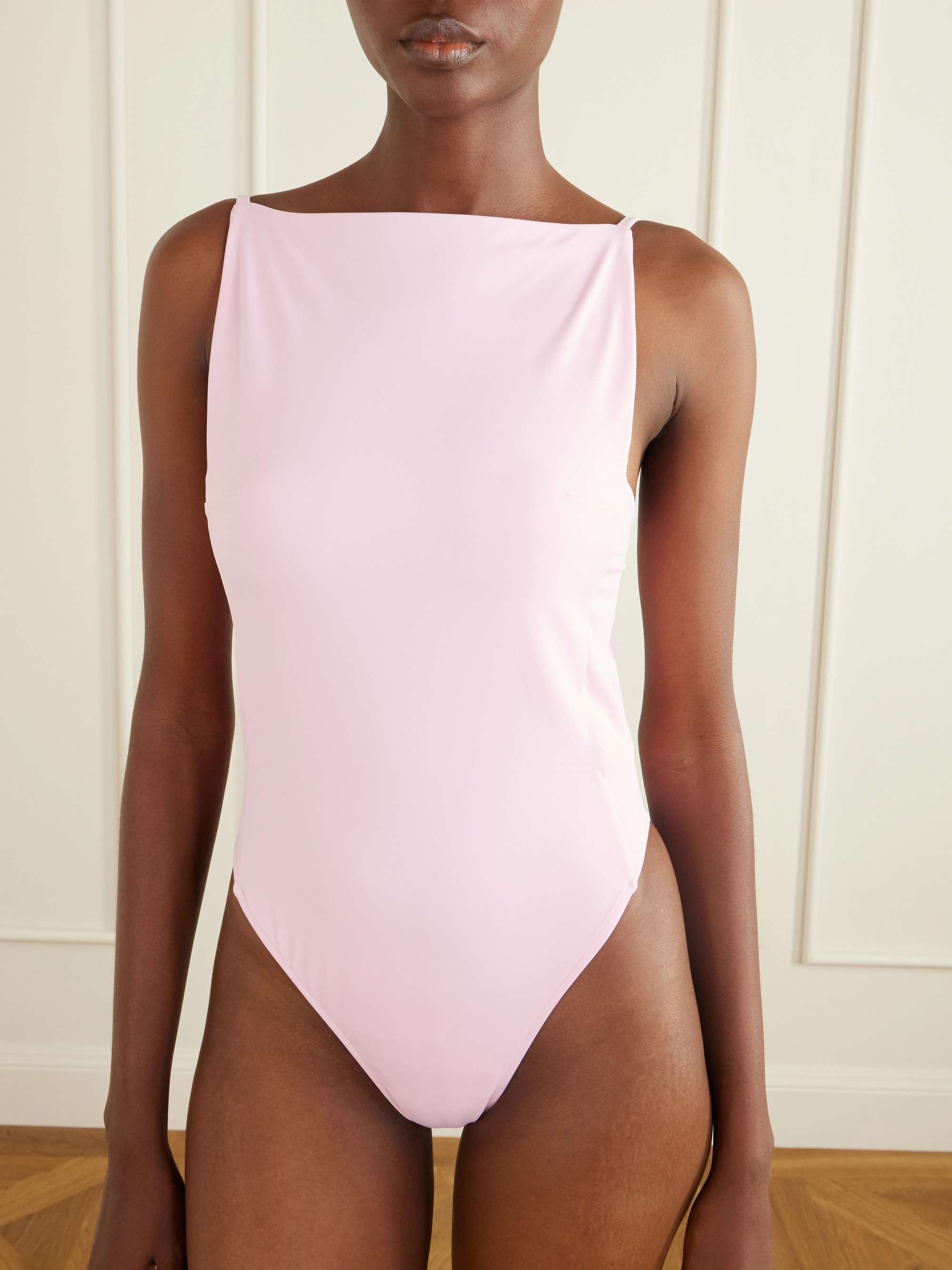 JACQUEMUS 