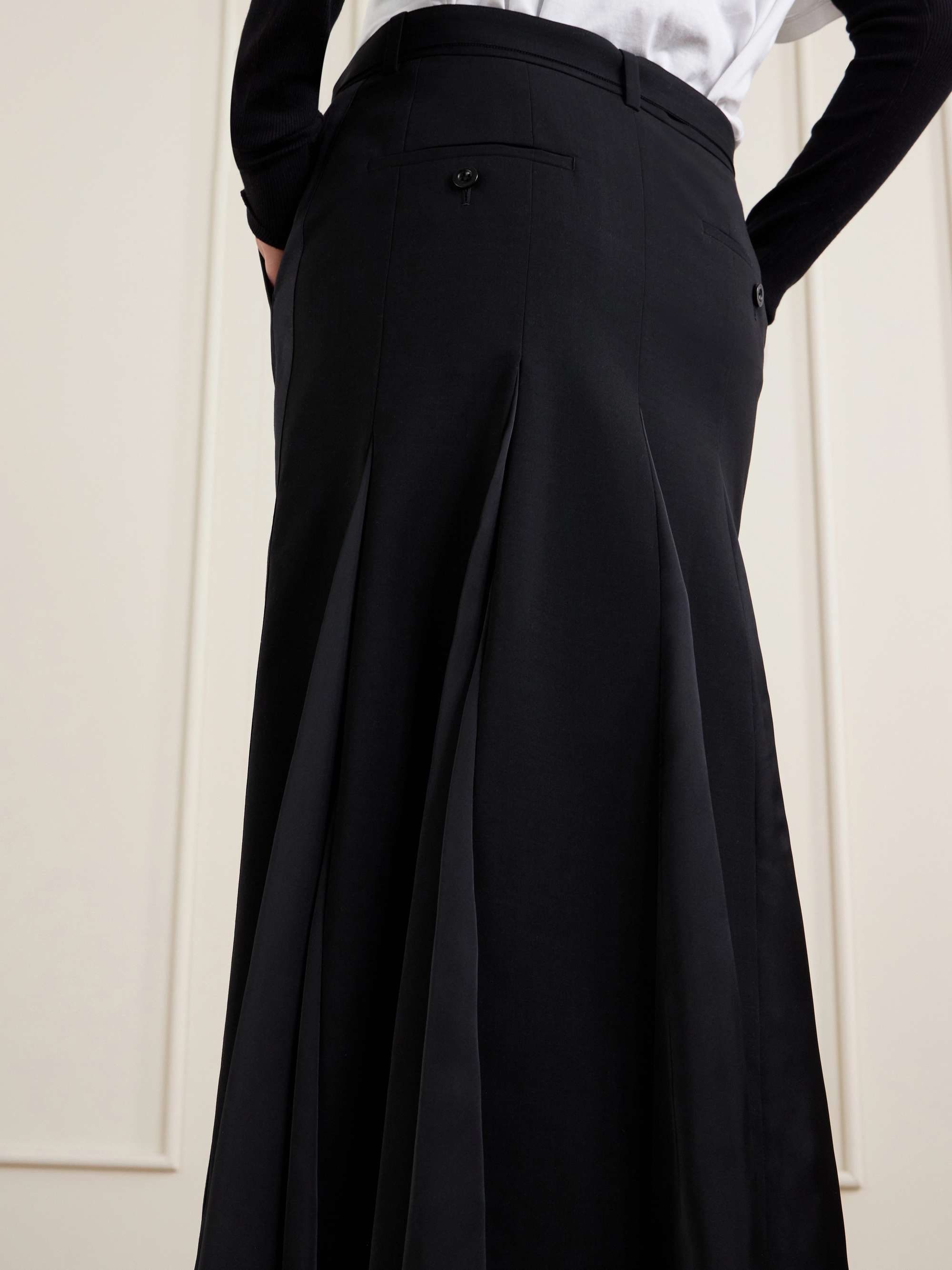 SACAI Suiting paneled wool midi skirt | NET-A-PORTER