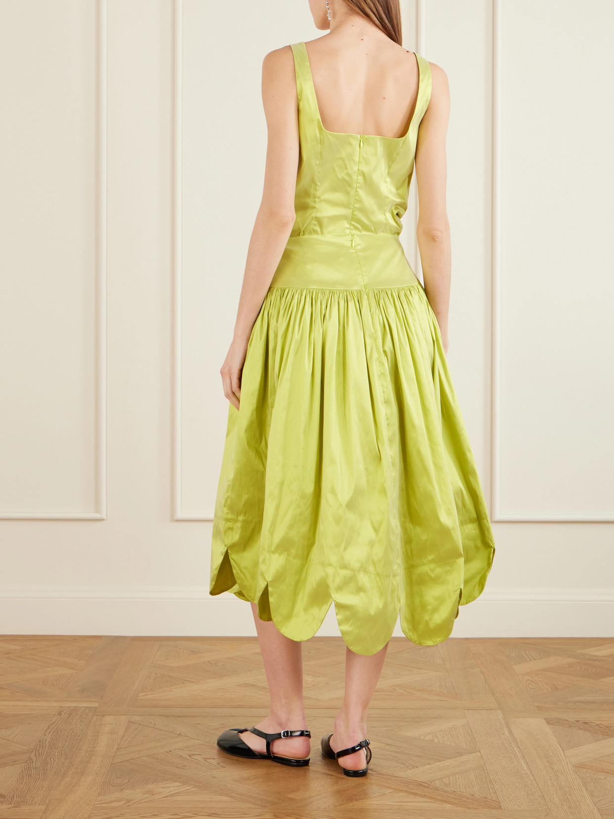 Petal Hem Basque Midi