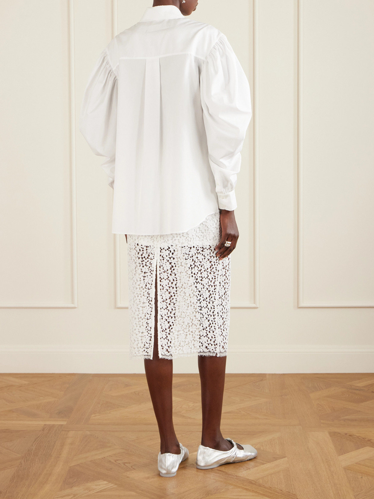 Simone Rocha Draped Sleeve Long-sleeved Top With Embroidered Pearl Collar In Red