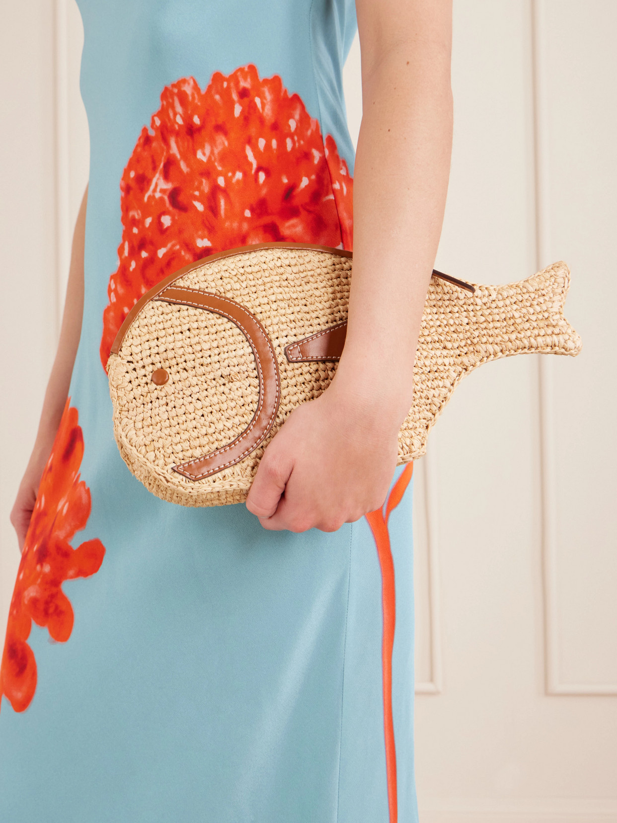 Staud Pesce Leather-trimmed Raffia Clutch In Neutral