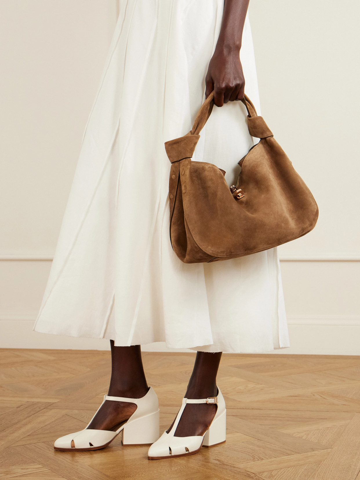 Antonia Small Shoulder Bag
