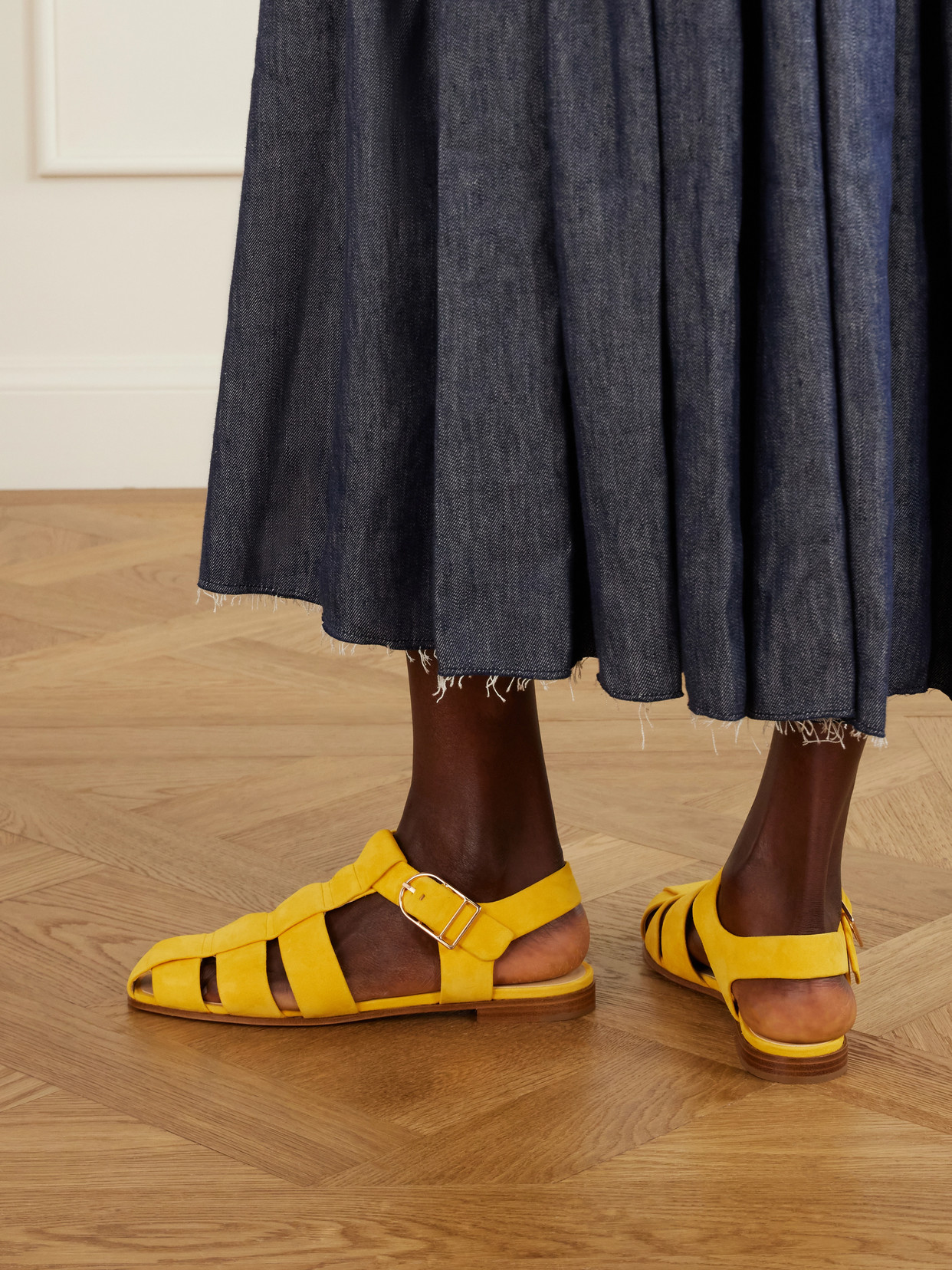 Lynn Sandals