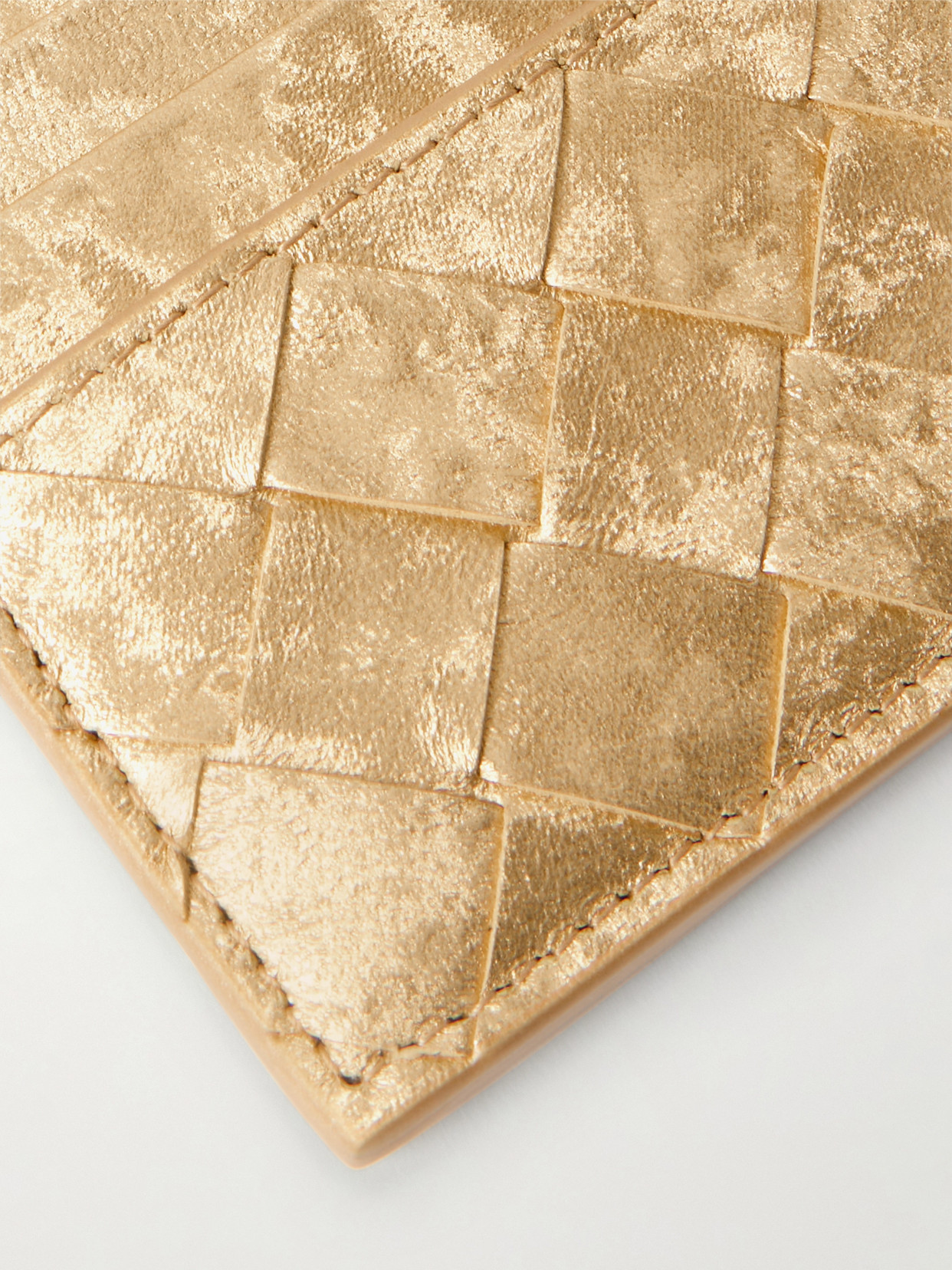 Bottega Veneta Intrecciato Distressed Metallic Leather Cardholder In Gold