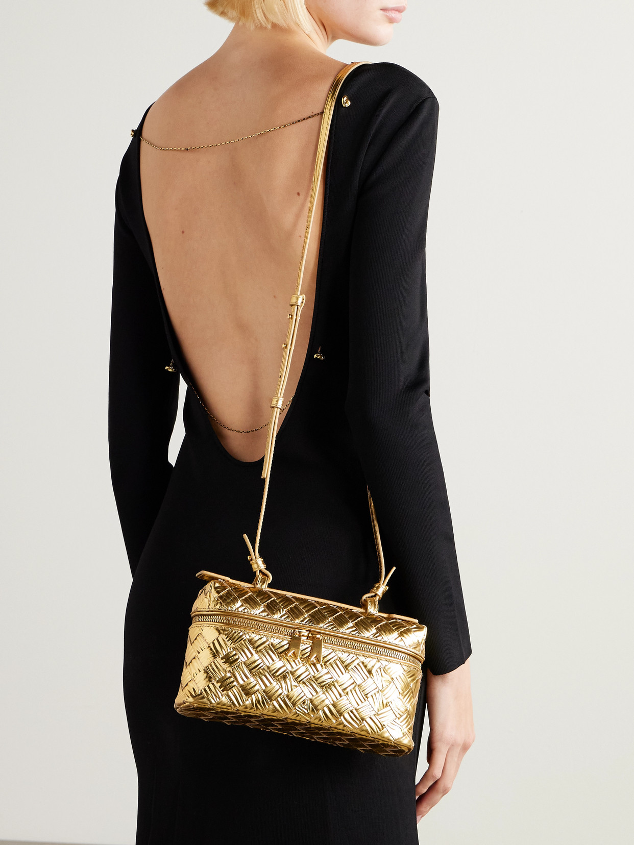 Bottega Veneta Intrecciato Metallic Leather Shoulder Bag In Gold