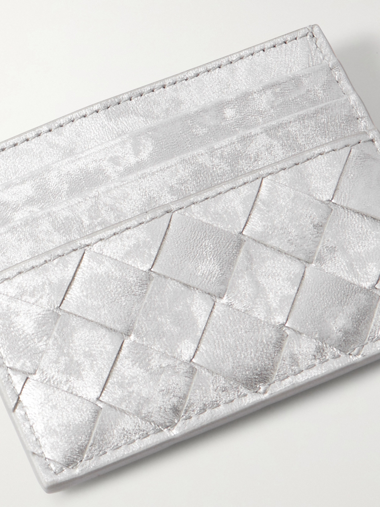 Bottega Veneta Intrecciato Distressed Metallic Leather Cardholder In Silver